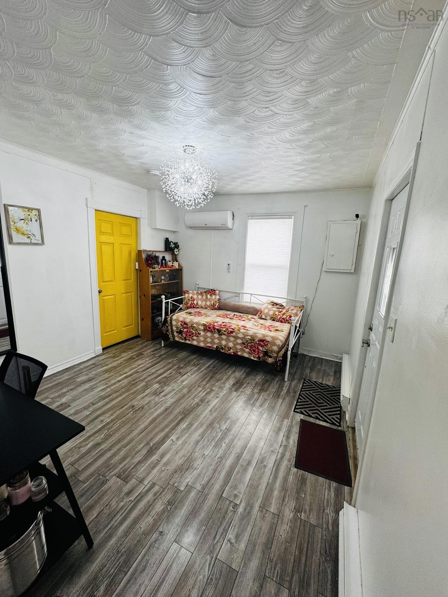 $184,900.00: 105 Welton Street, Sydney