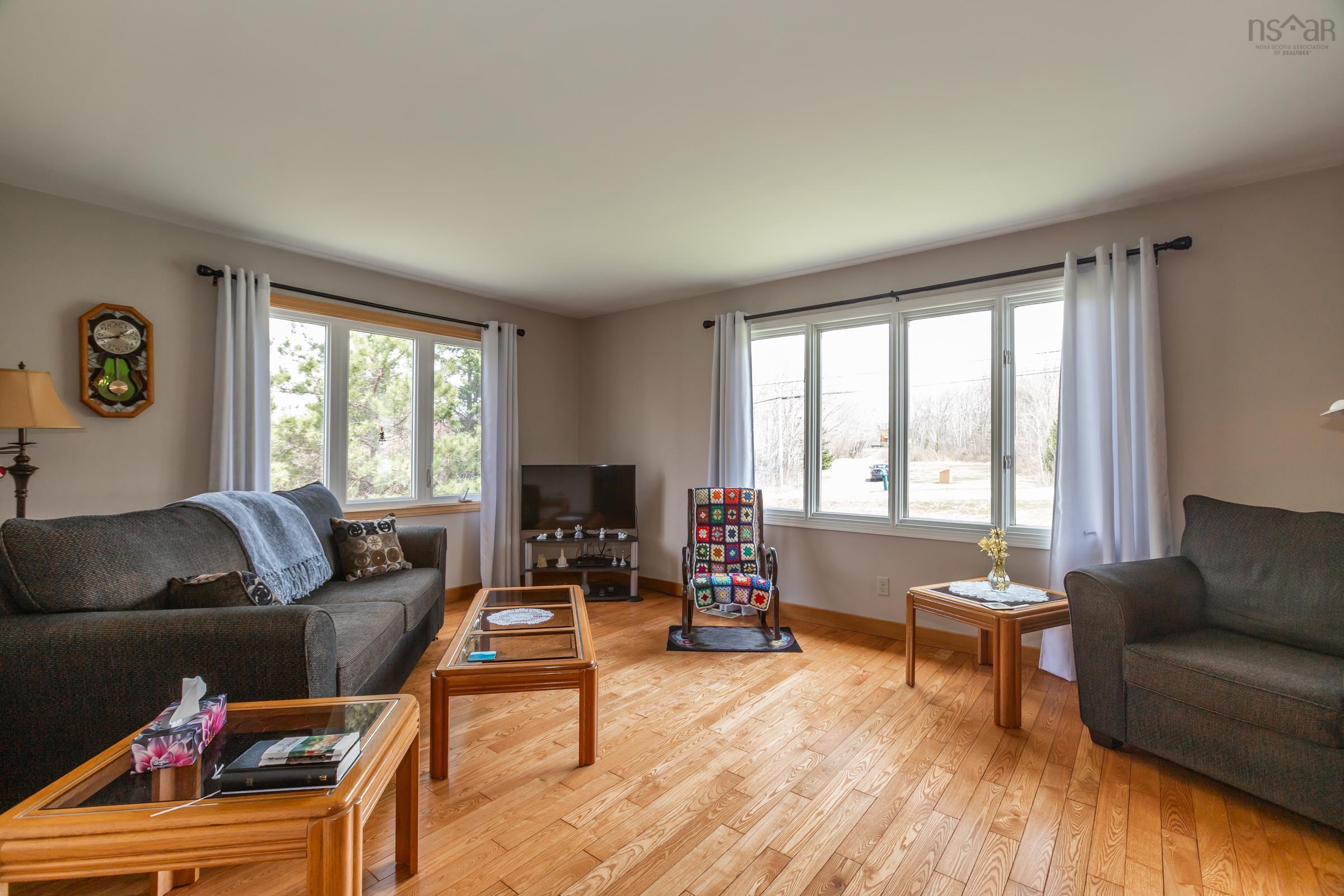 $349,000.00: 4231 Shore Road, Parkers Cove