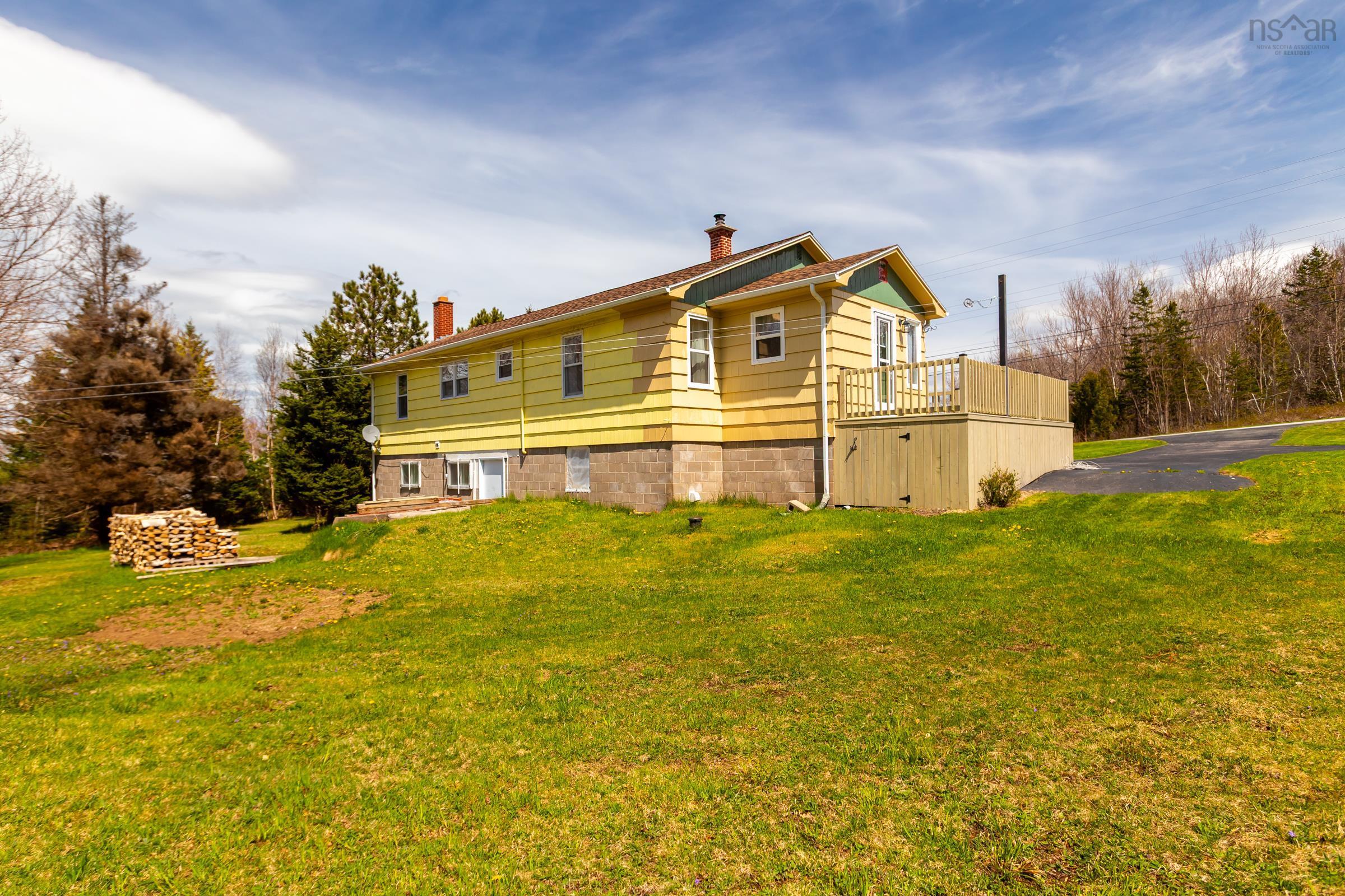 $349,000.00: 4231 Shore Road, Parkers Cove