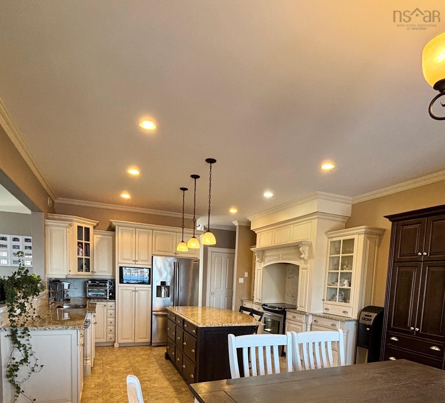 $999,000.00: 2130 Raynardton Road, Raynardton