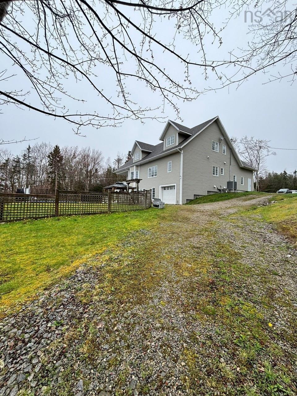 $999,000.00: 2130 Raynardton Road, Raynardton