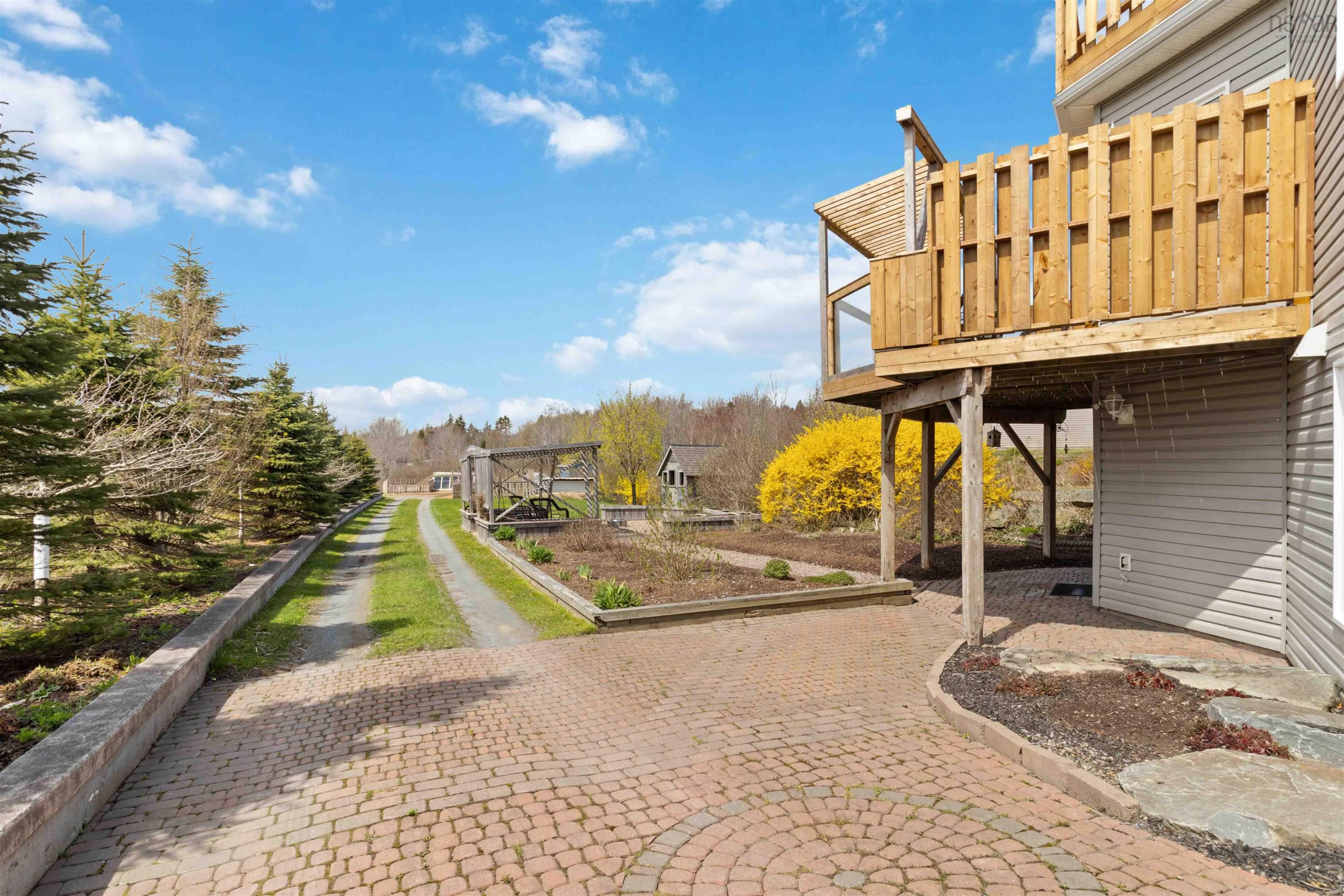 $850,000.00: 250 Beaver Bank Road, Beaver Bank