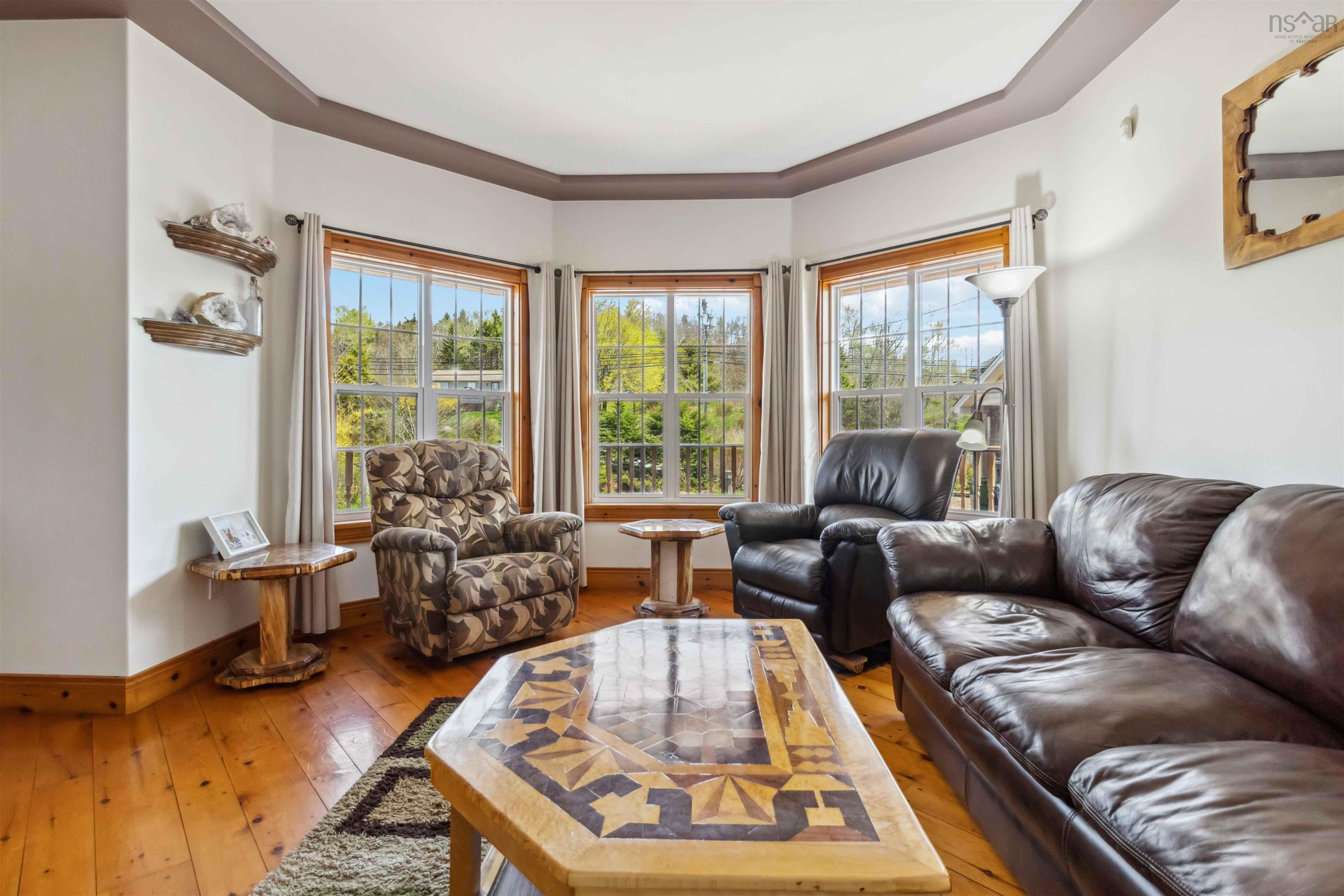 $850,000.00: 250 Beaver Bank Road, Beaver Bank