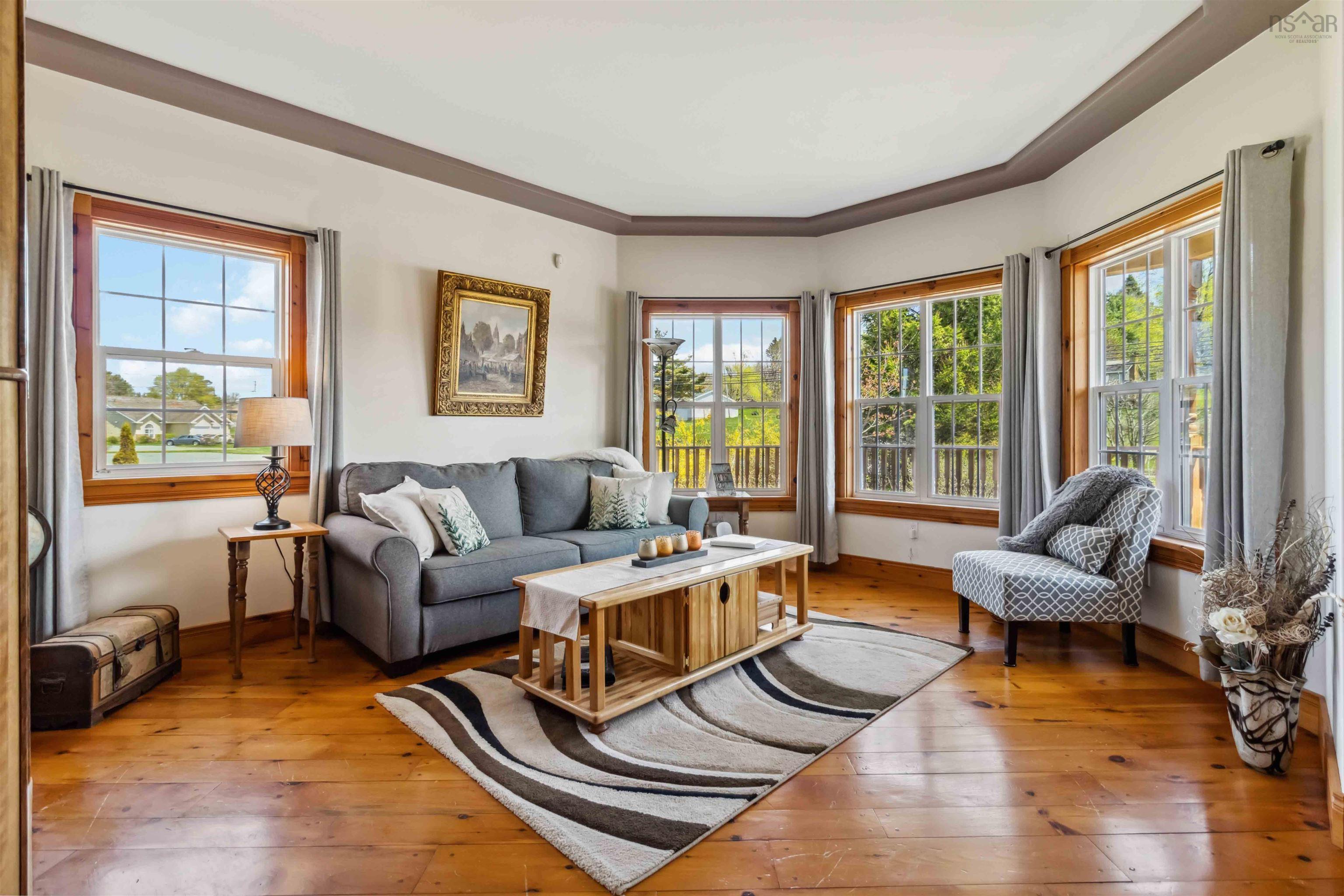 $850,000.00: 250 Beaver Bank Road, Beaver Bank