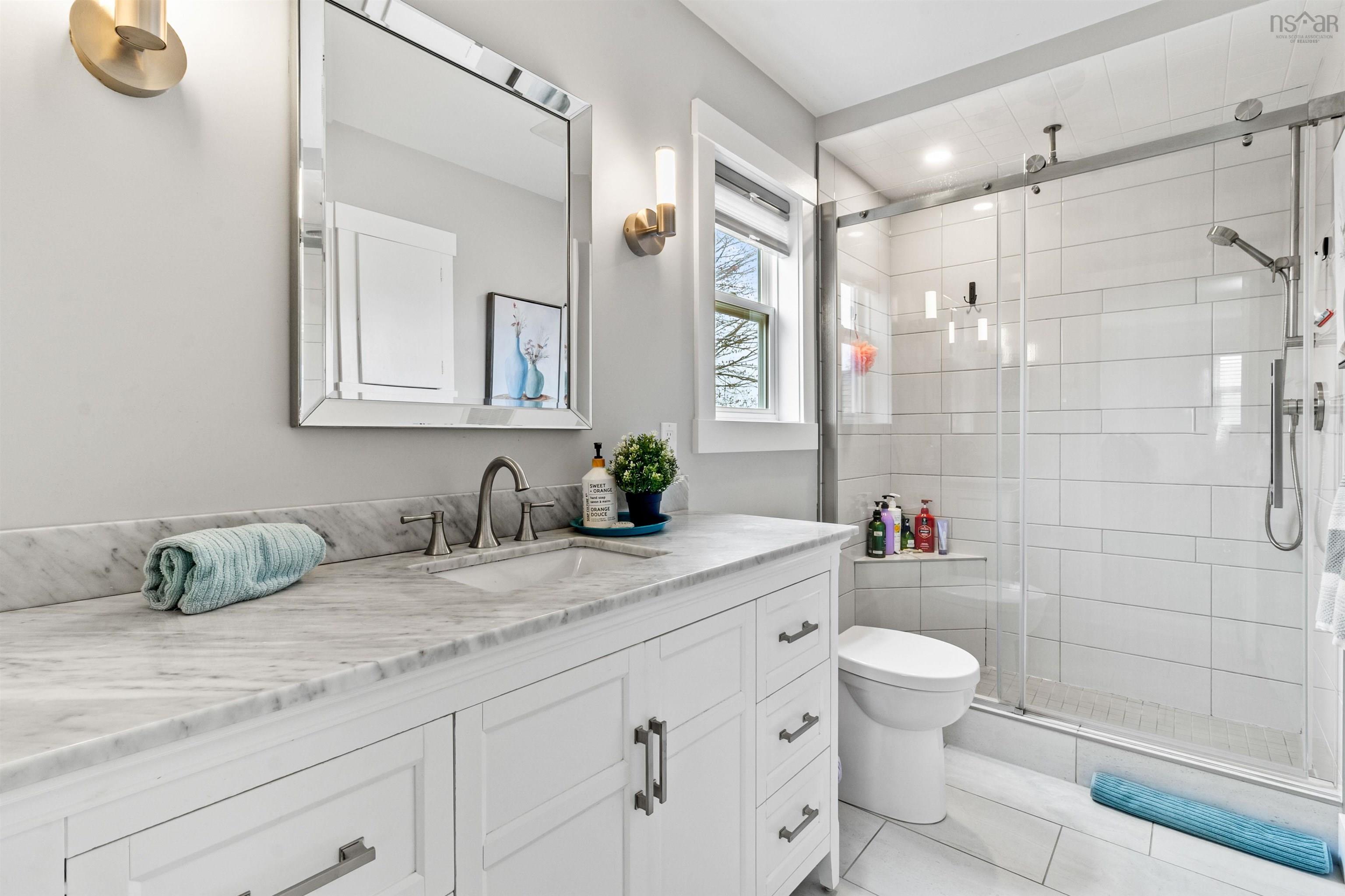 $989,000.00: 103 Snowy Owl Drive, Bedford