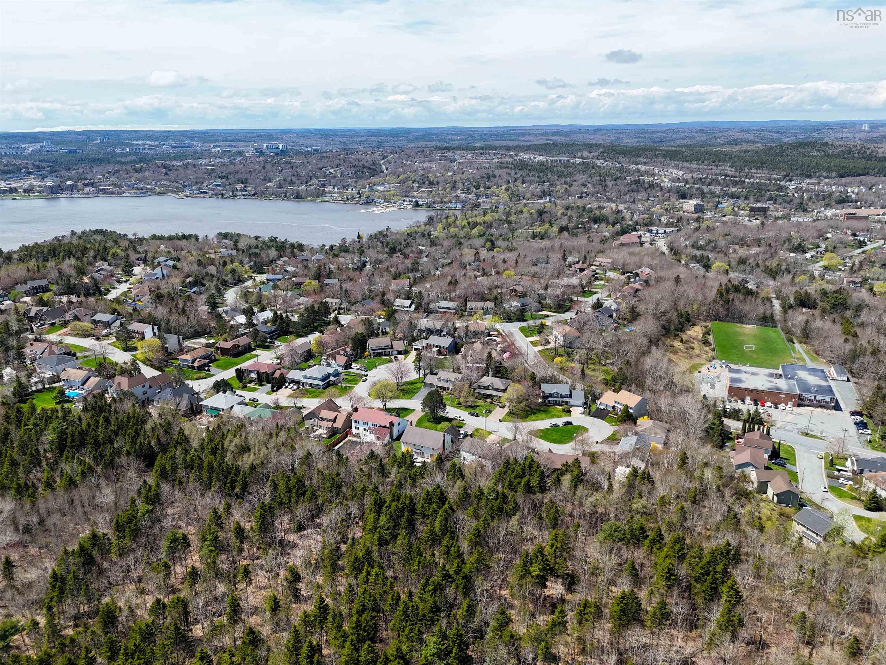 $989,000.00: 103 Snowy Owl Drive, Bedford