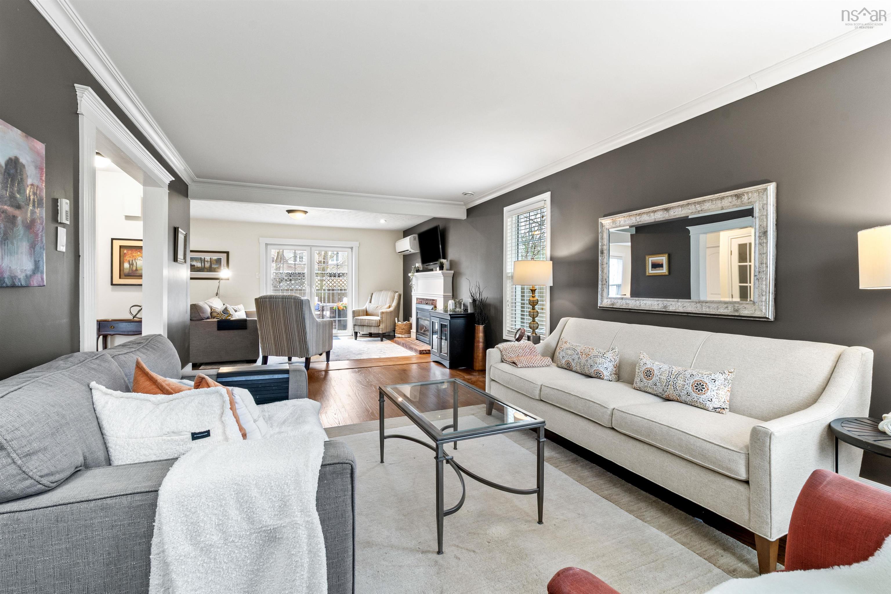 $989,000.00: 103 Snowy Owl Drive, Bedford