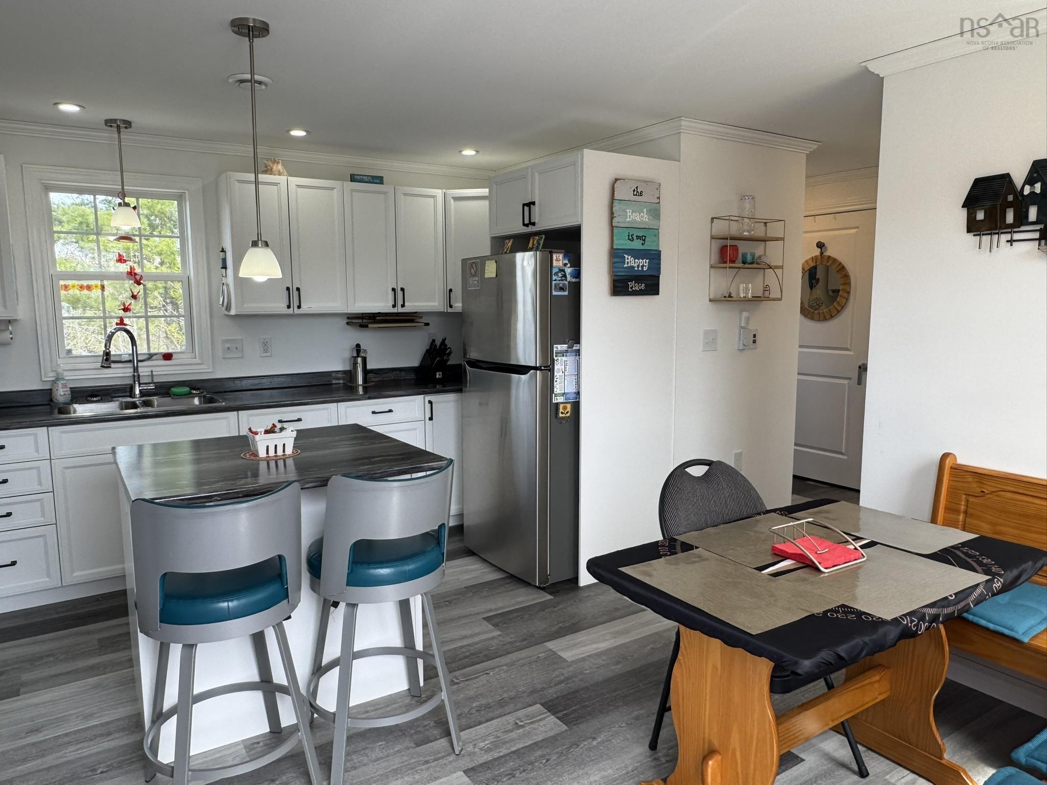 $574,900.00: 7714 Highway 3, Summerville Centre