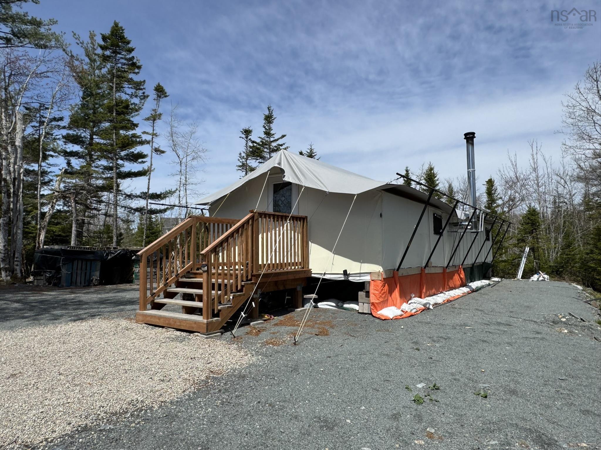 $574,900.00: 7714 Highway 3, Summerville Centre