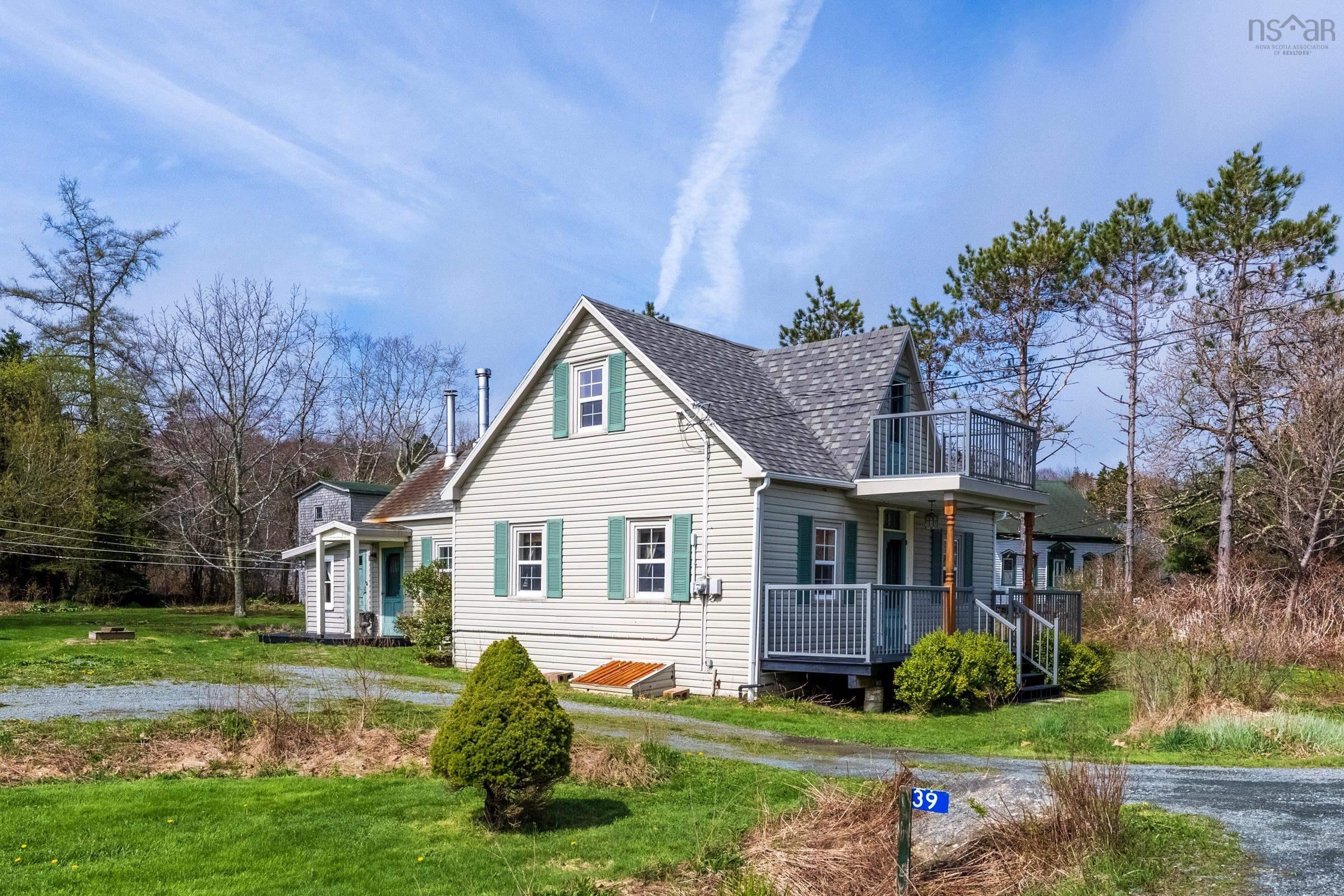$425,000.00: 39 Petite Riviere Road, Petite Rivière