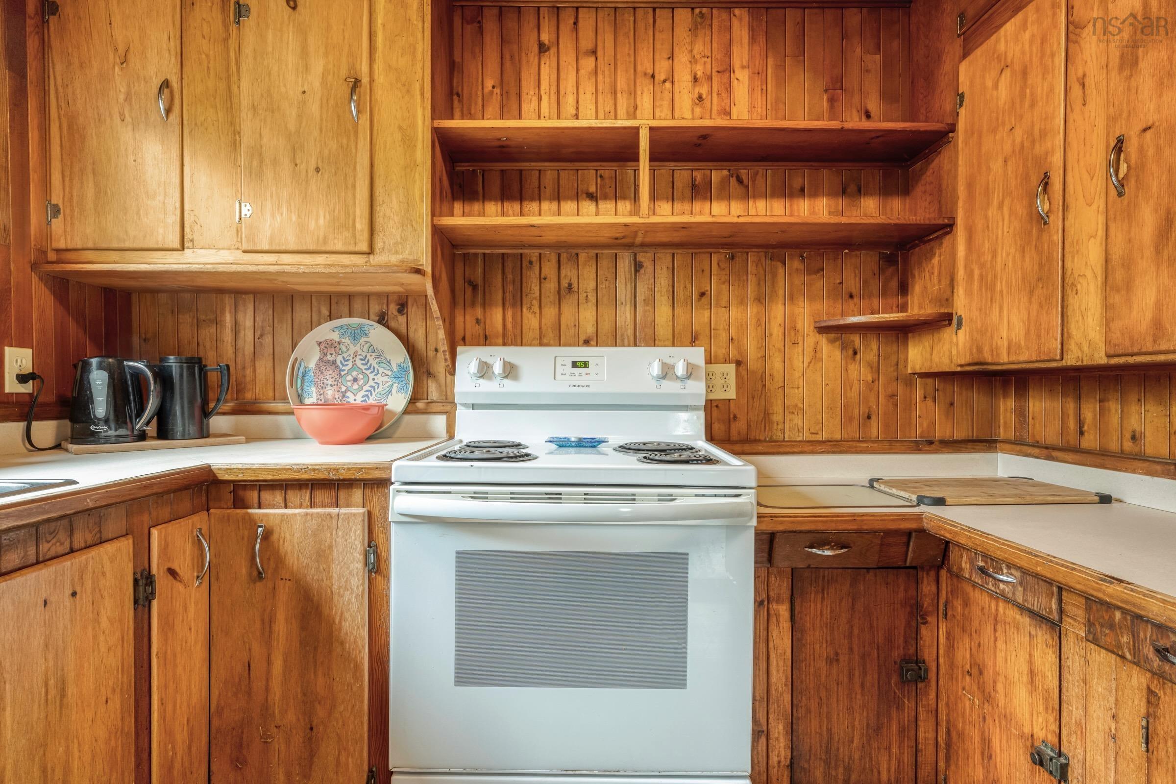 $425,000.00: 39 Petite Riviere Road, Petite Rivière