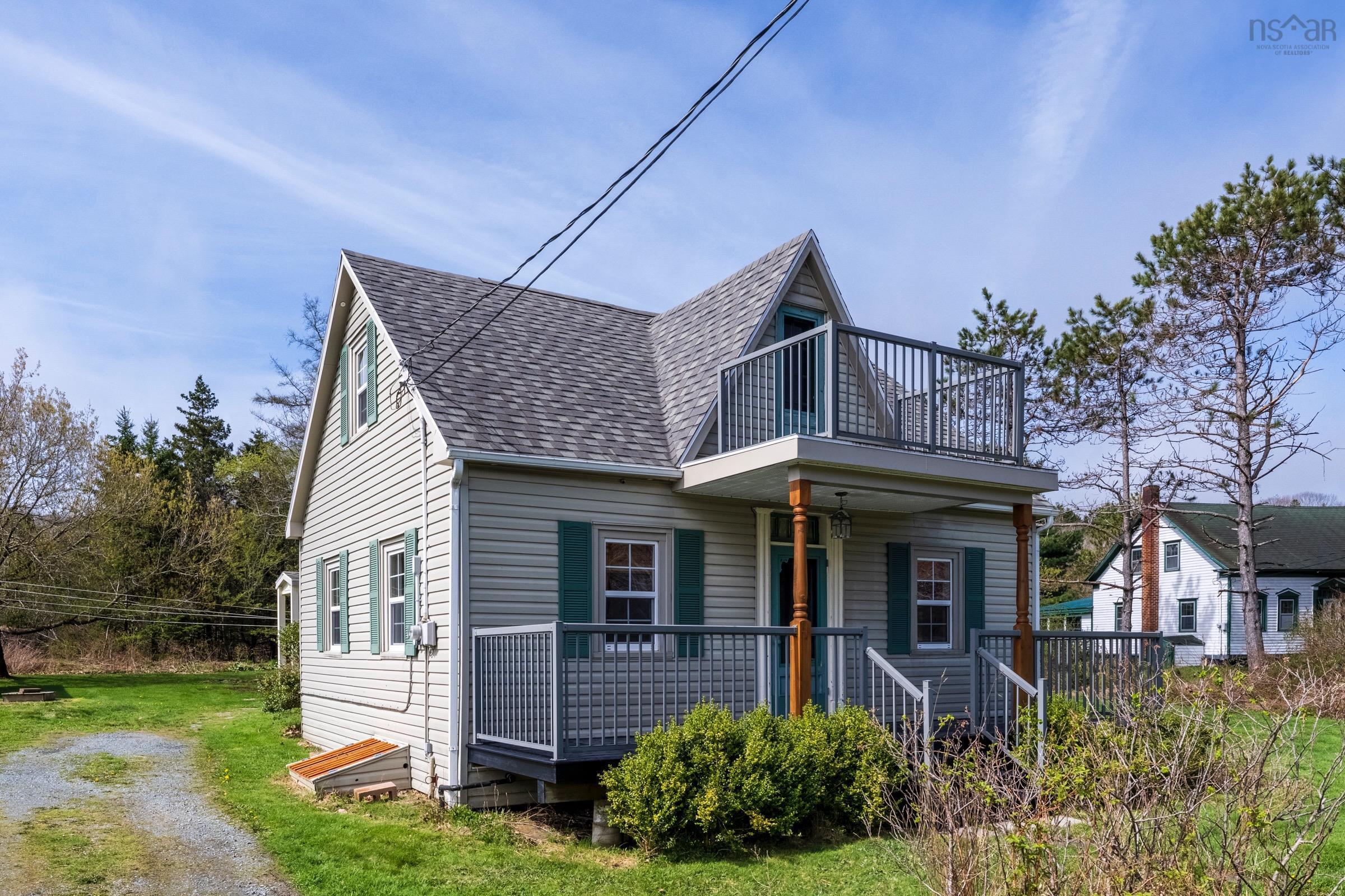 $425,000.00: 39 Petite Riviere Road, Petite Rivière