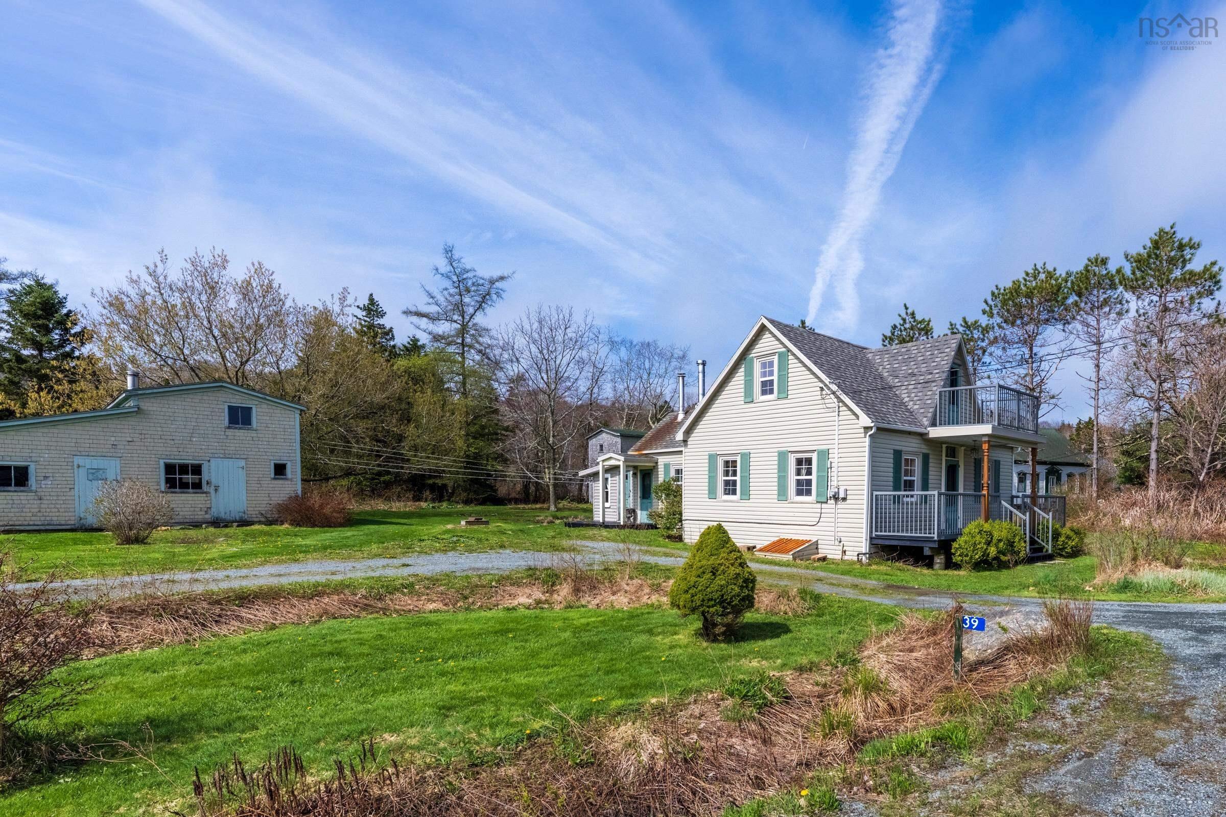 $425,000.00: 39 Petite Riviere Road, Petite Rivière