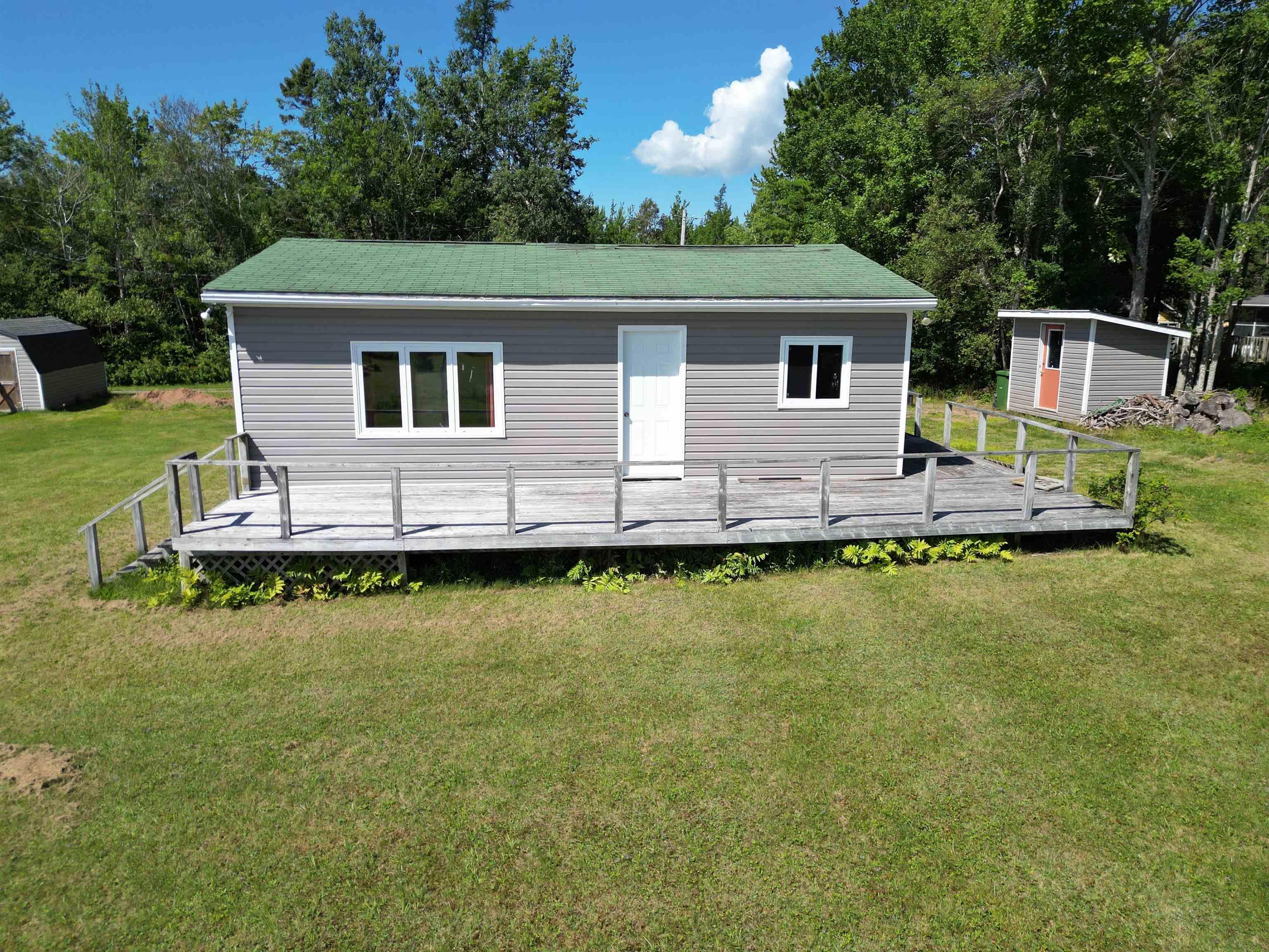 $239,900.00: 16 Woodside Drive, Waterside