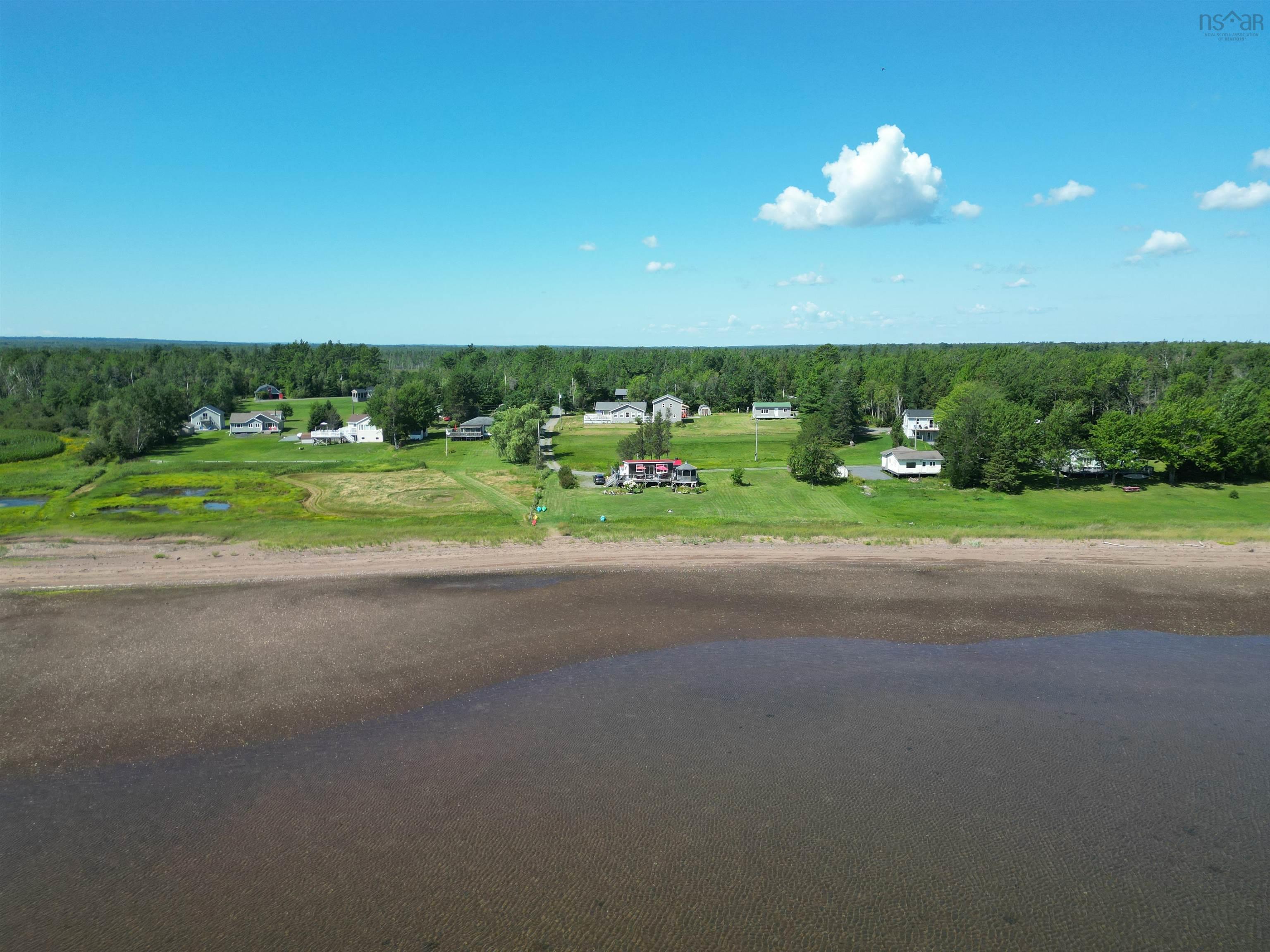 $239,900.00: 16 Woodside Drive, Waterside