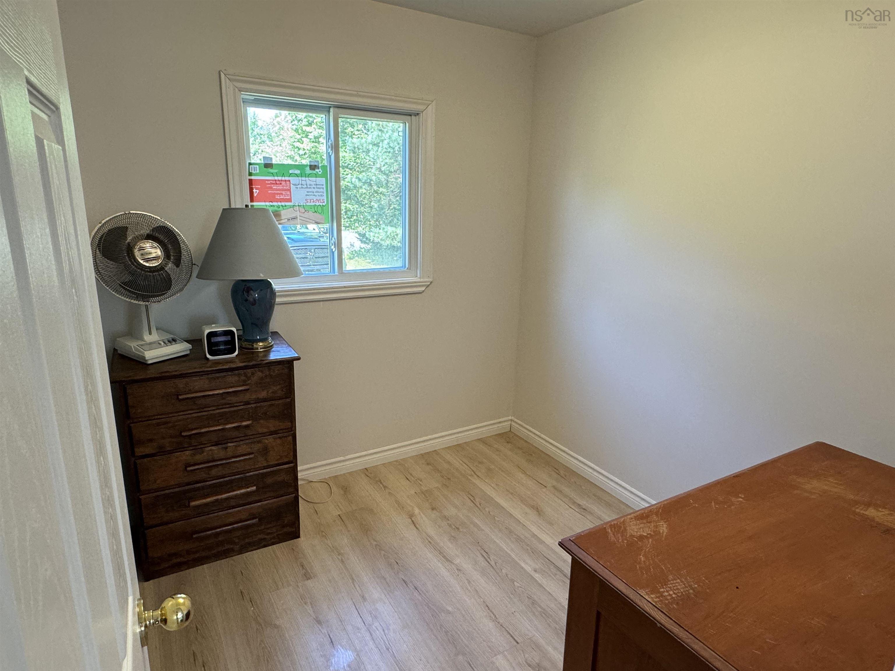 $239,900.00: 16 Woodside Drive, Waterside