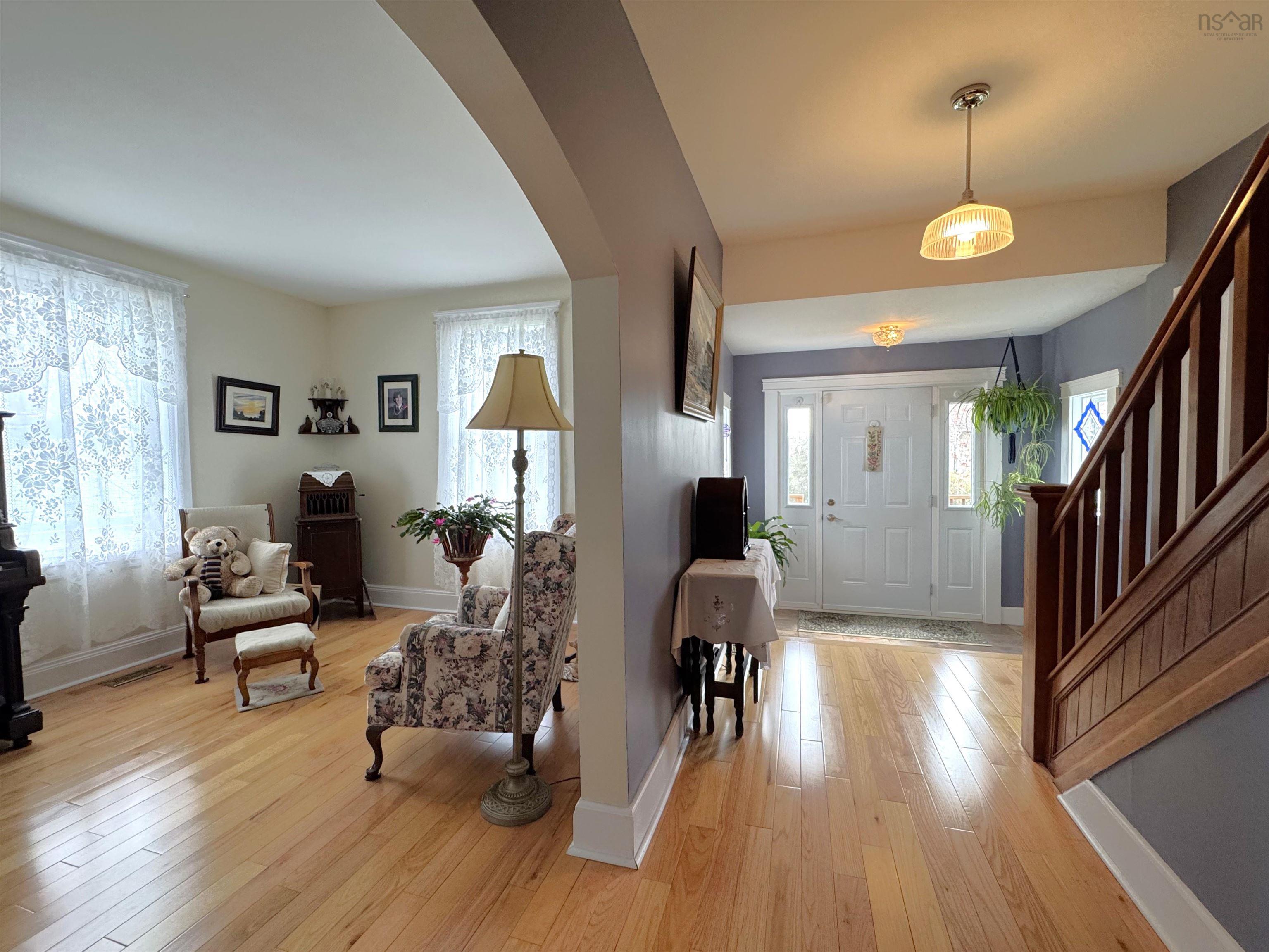 $399,000.00: 445 Willow Avenue, New Glasgow
