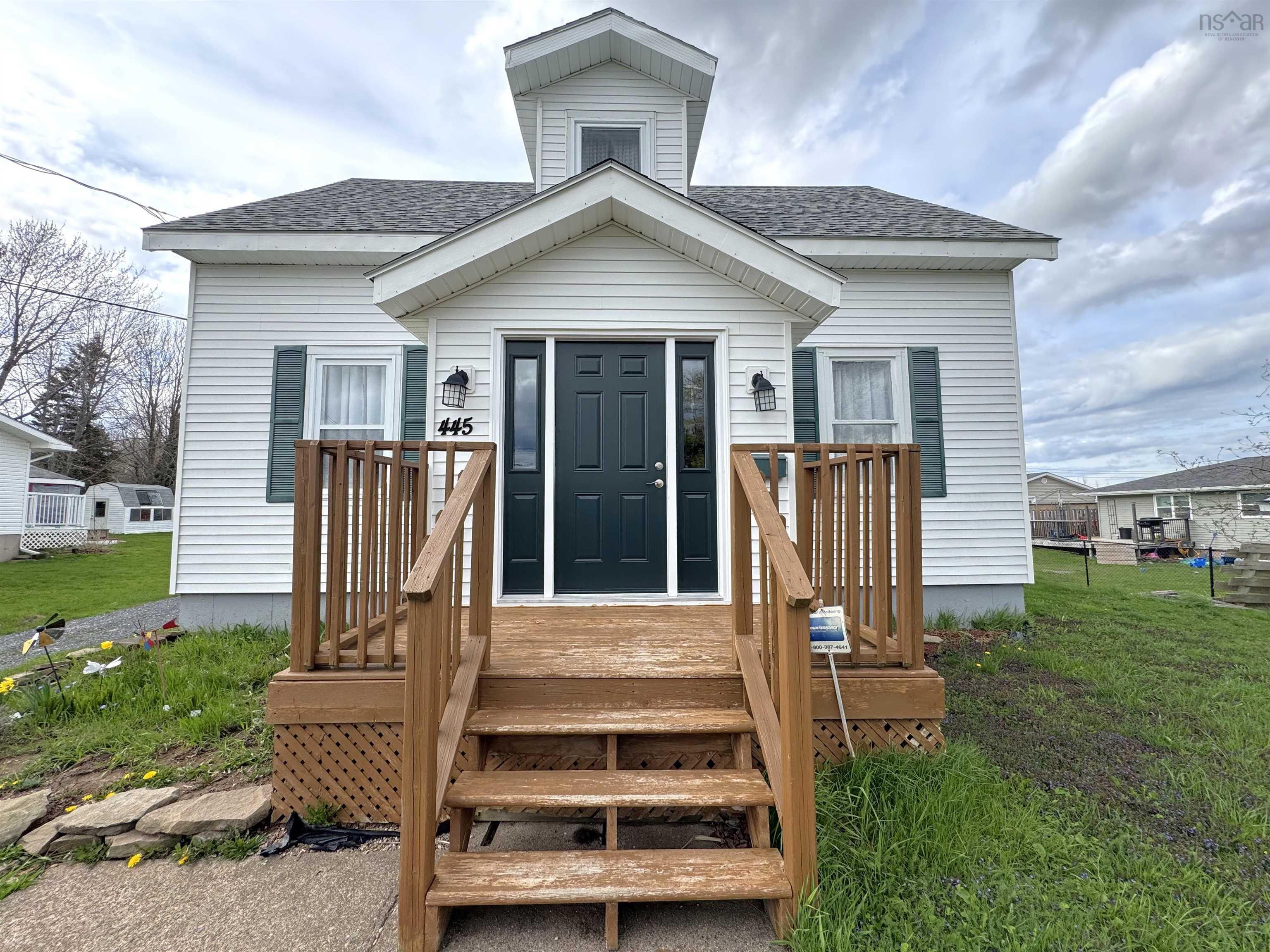 $399,000.00: 445 Willow Avenue, New Glasgow