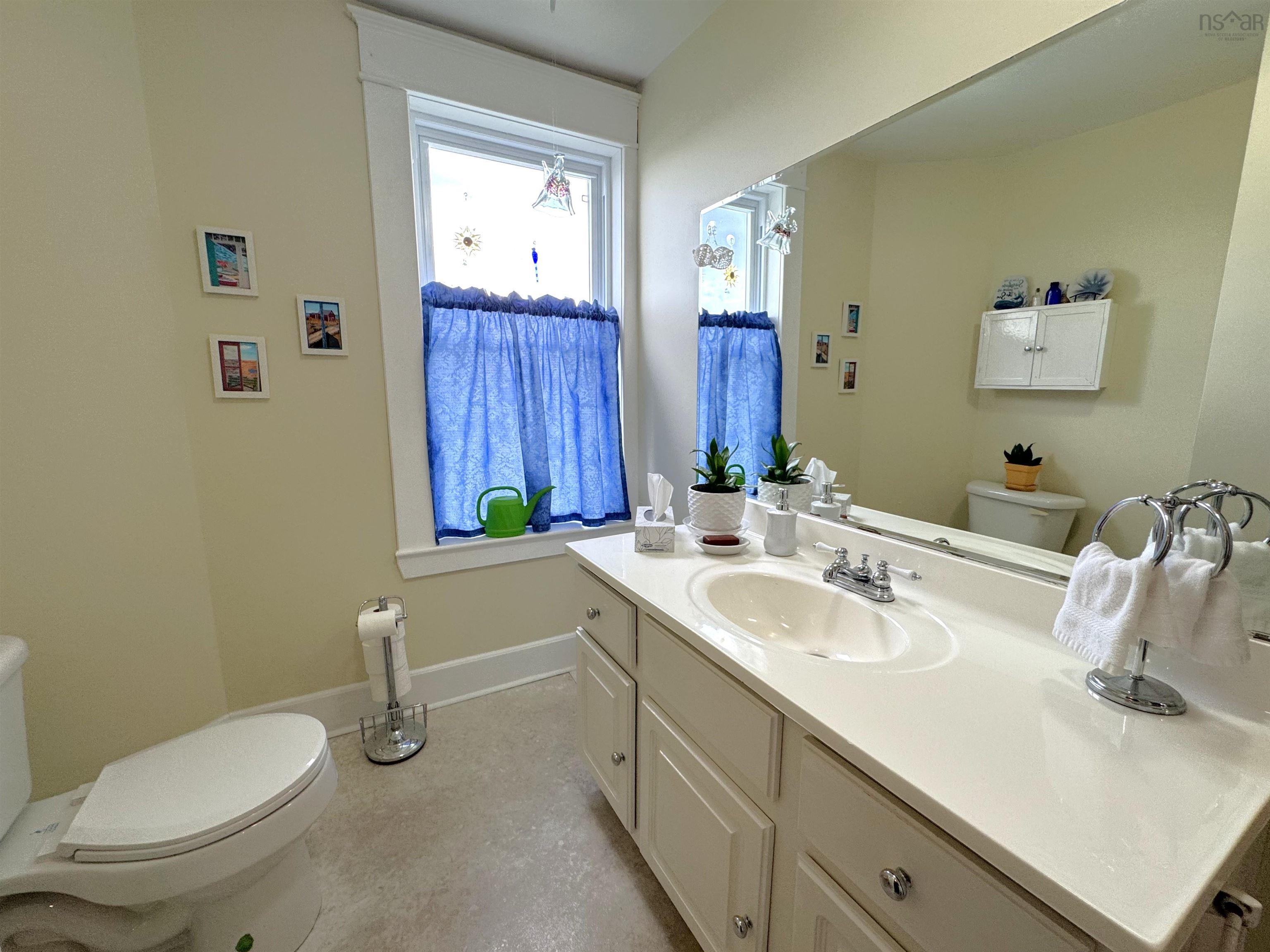$399,000.00: 445 Willow Avenue, New Glasgow