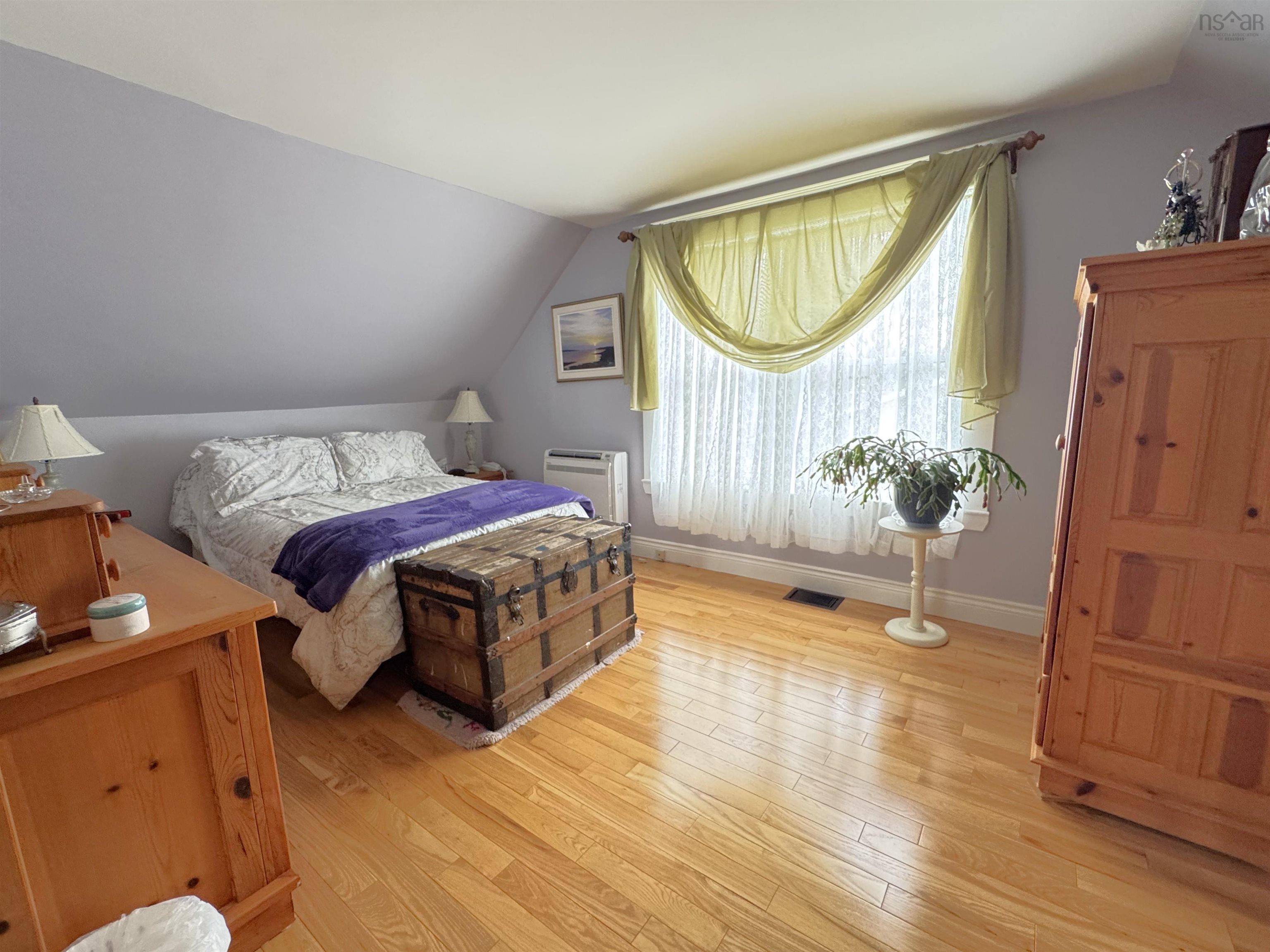 $399,000.00: 445 Willow Avenue, New Glasgow