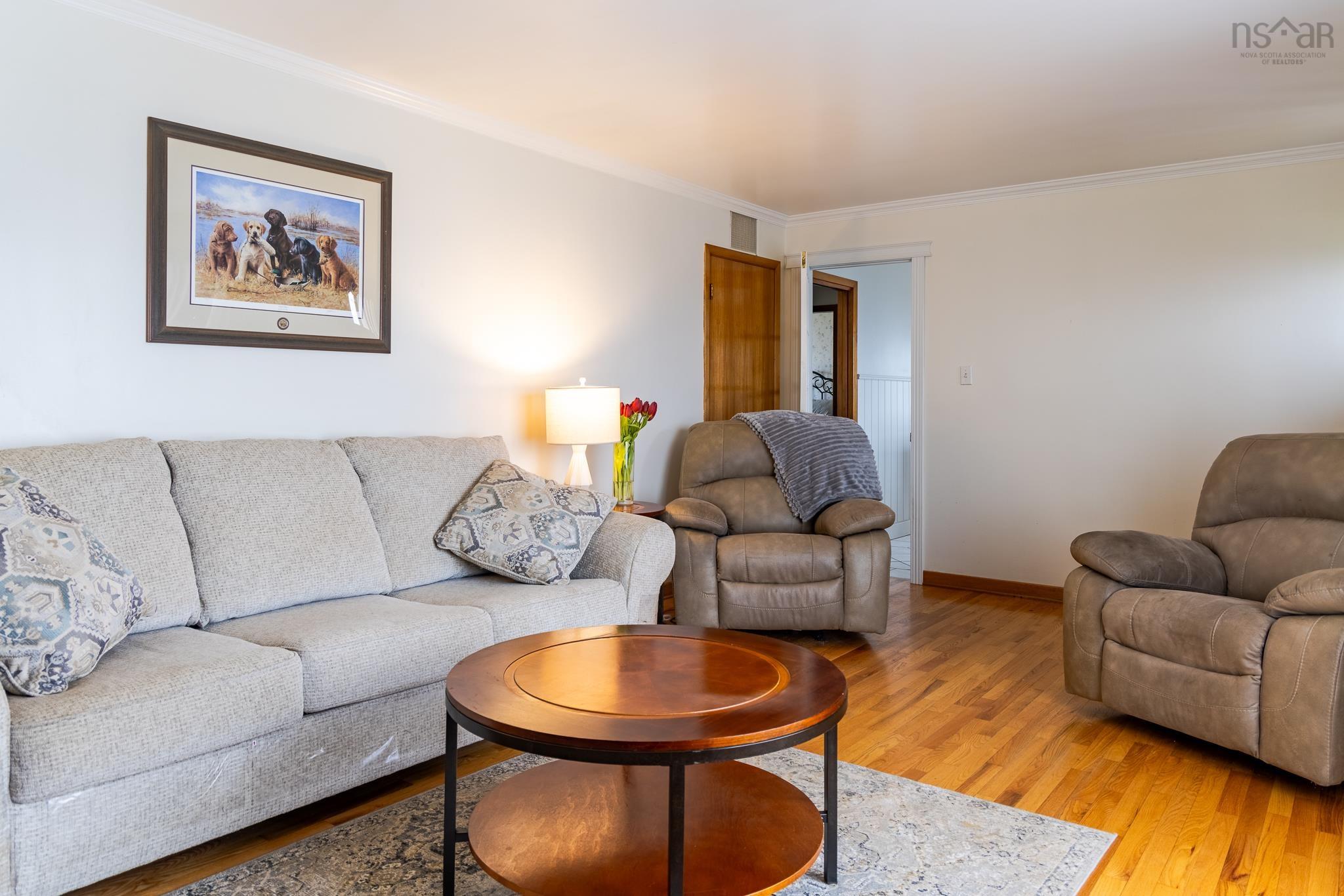 $369,000.00: 47 Hebrides Drive, Westmount