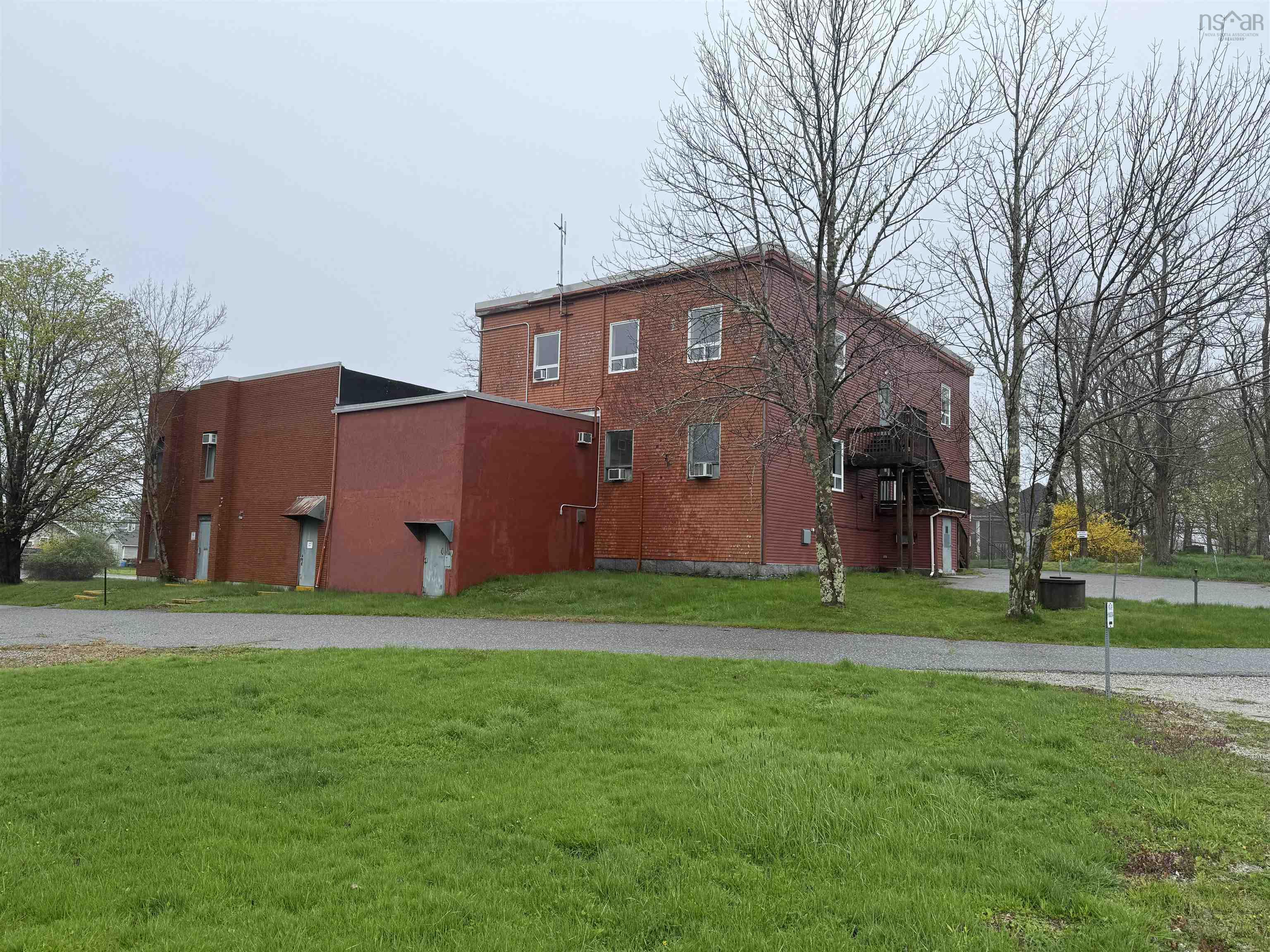 $549,900.00: 136 Hammond Street, Shelburne