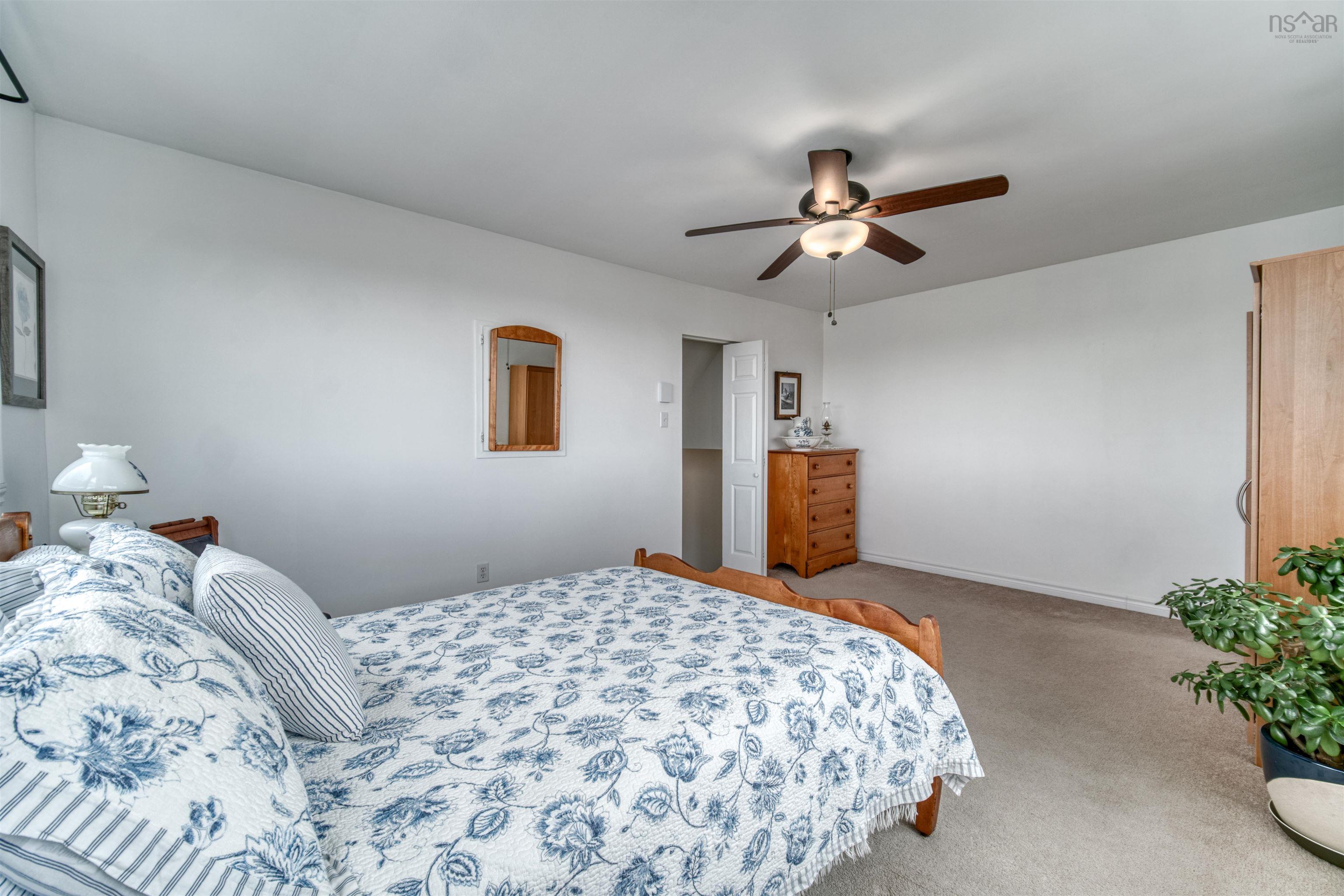 $499,900.00: 31 Regal Road, Dartmouth