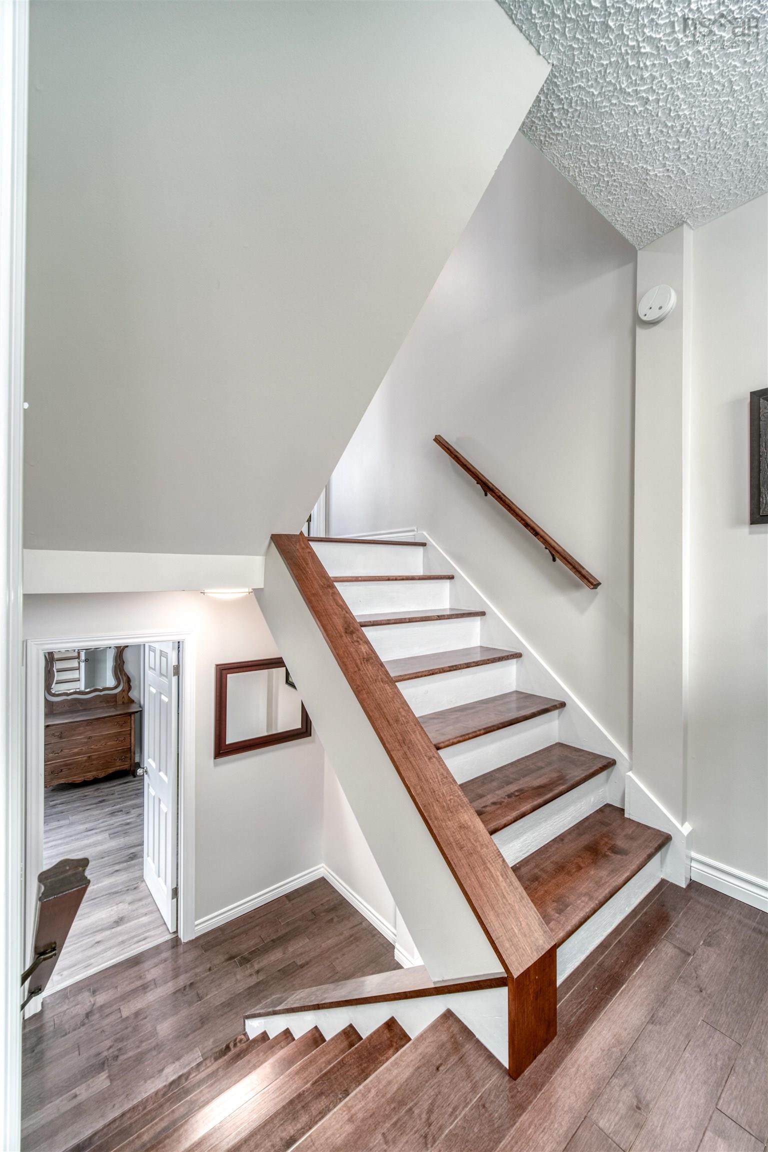 $499,900.00: 31 Regal Road, Dartmouth