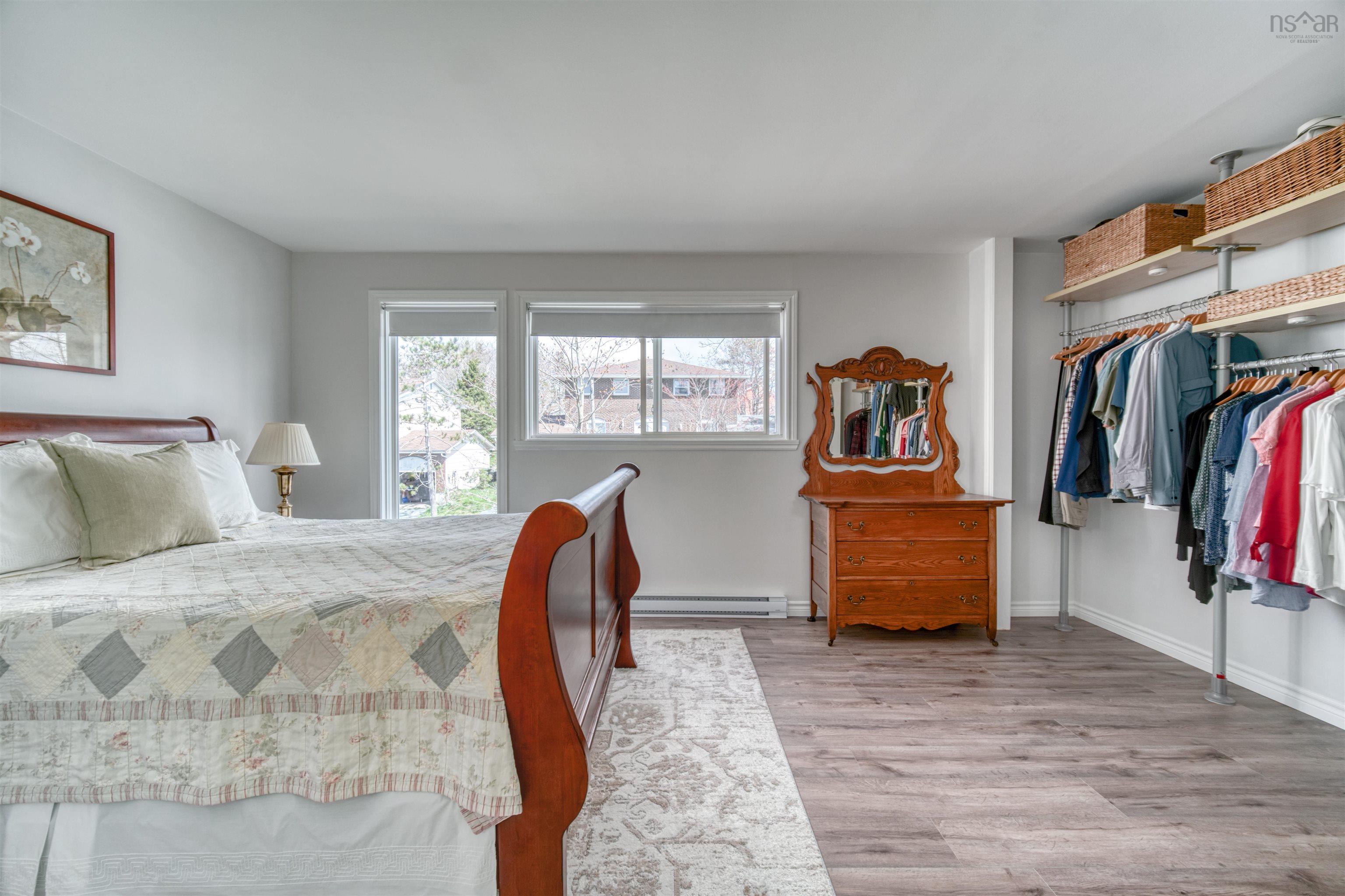 $499,900.00: 31 Regal Road, Dartmouth