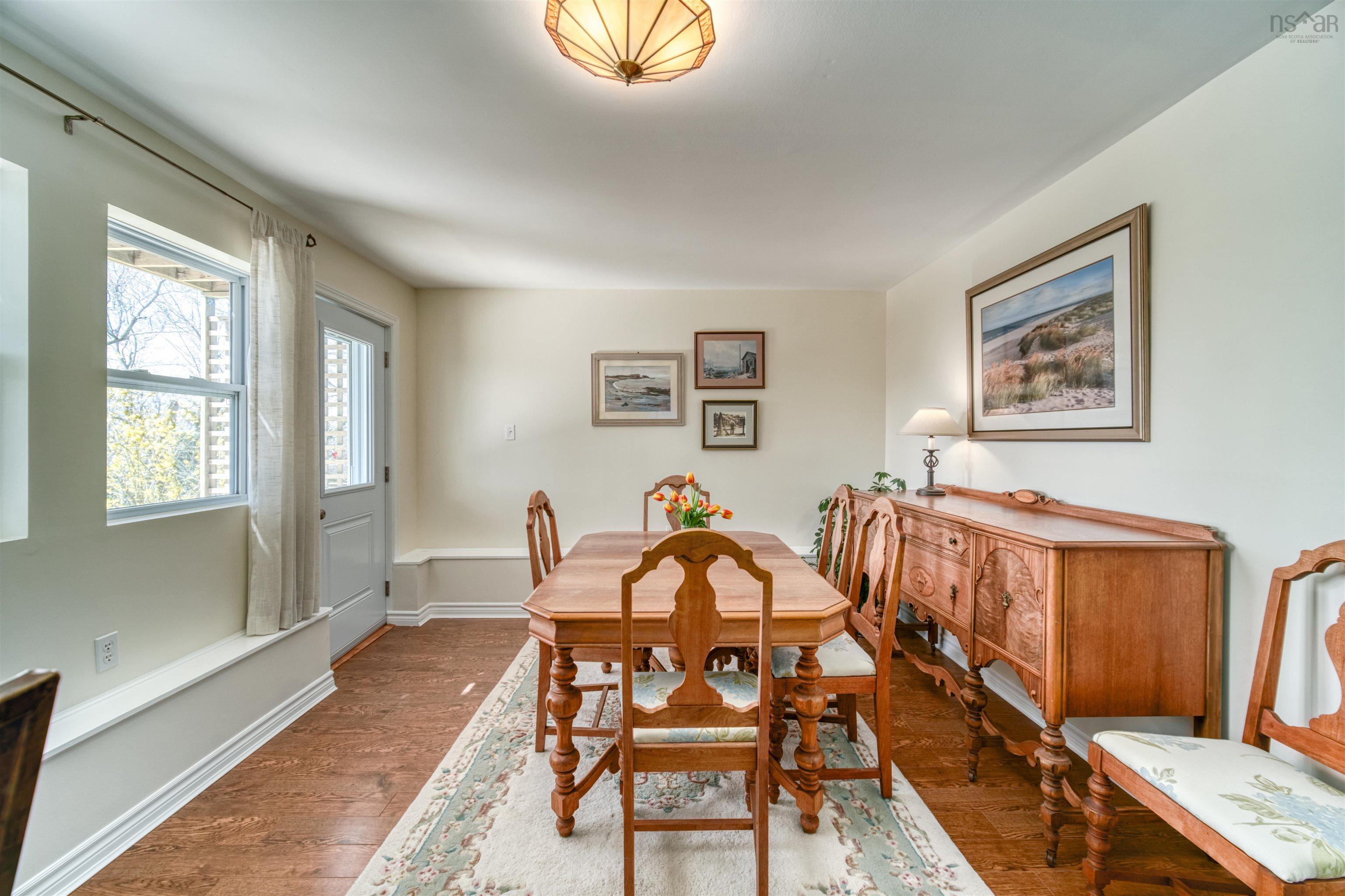 $499,900.00: 31 Regal Road, Dartmouth