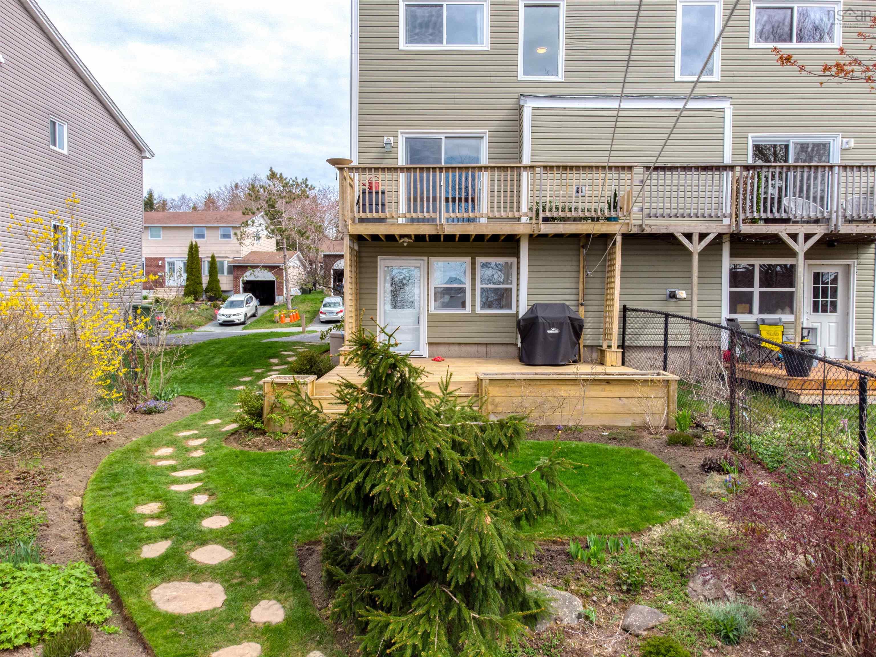 $499,900.00: 31 Regal Road, Dartmouth