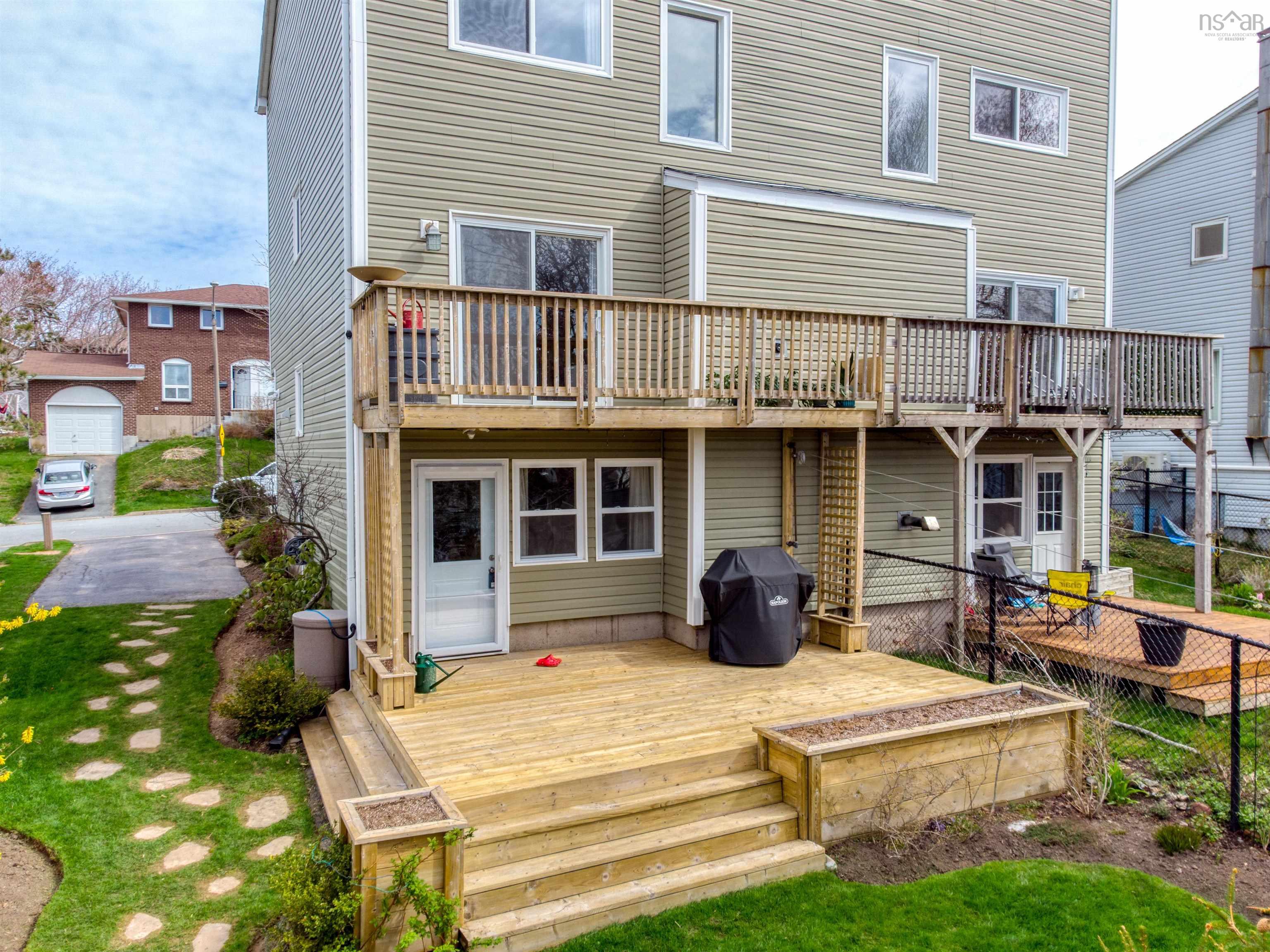 $499,900.00: 31 Regal Road, Dartmouth
