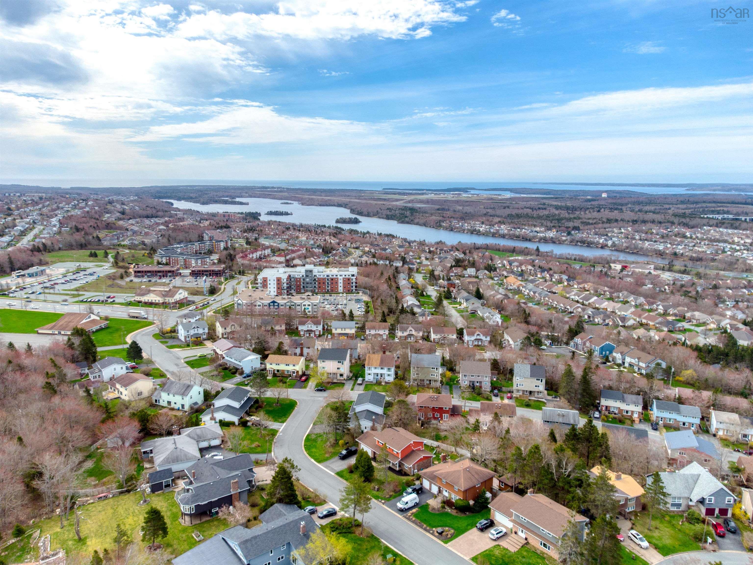 $499,900.00: 31 Regal Road, Dartmouth