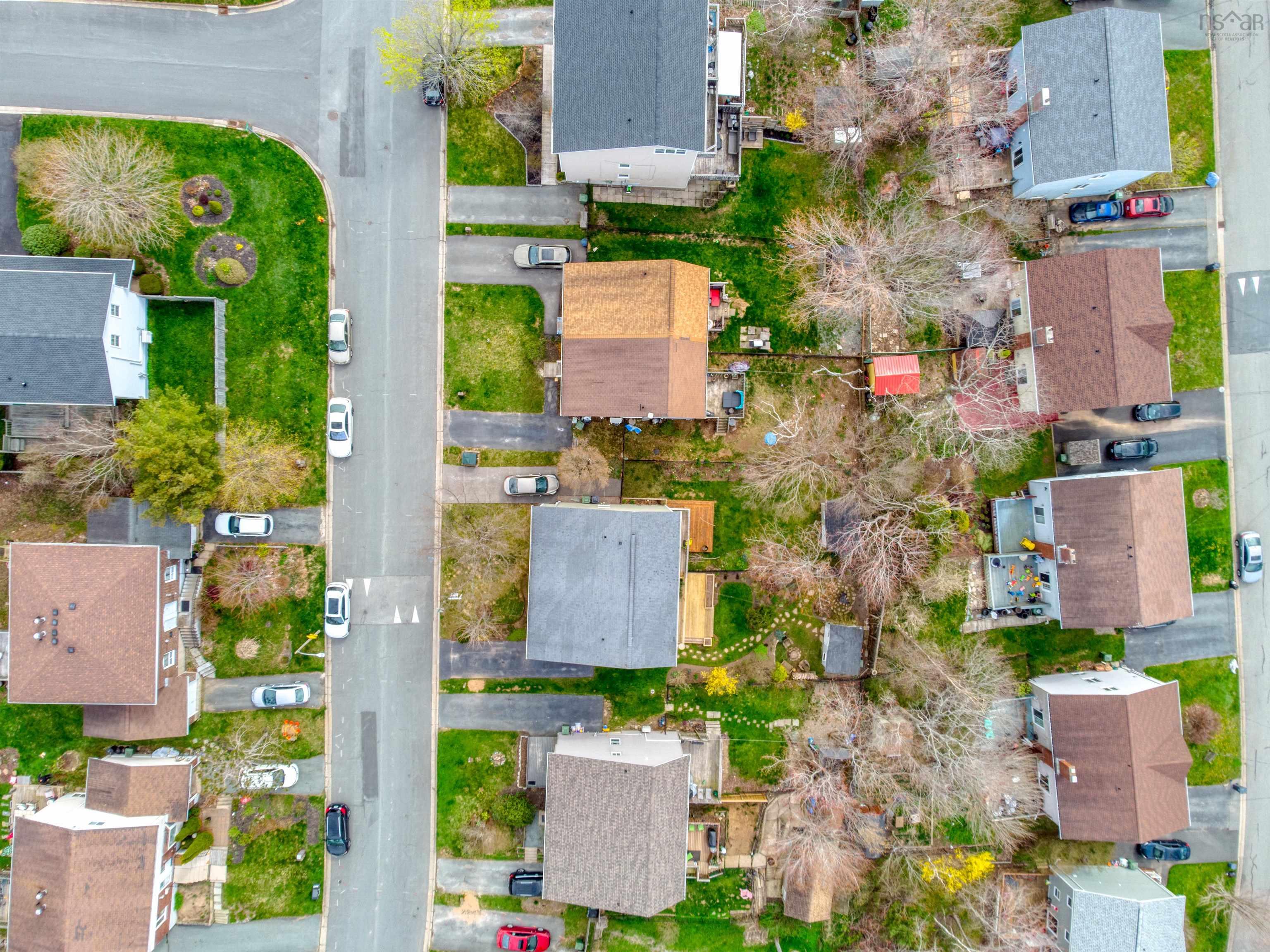 $499,900.00: 31 Regal Road, Dartmouth