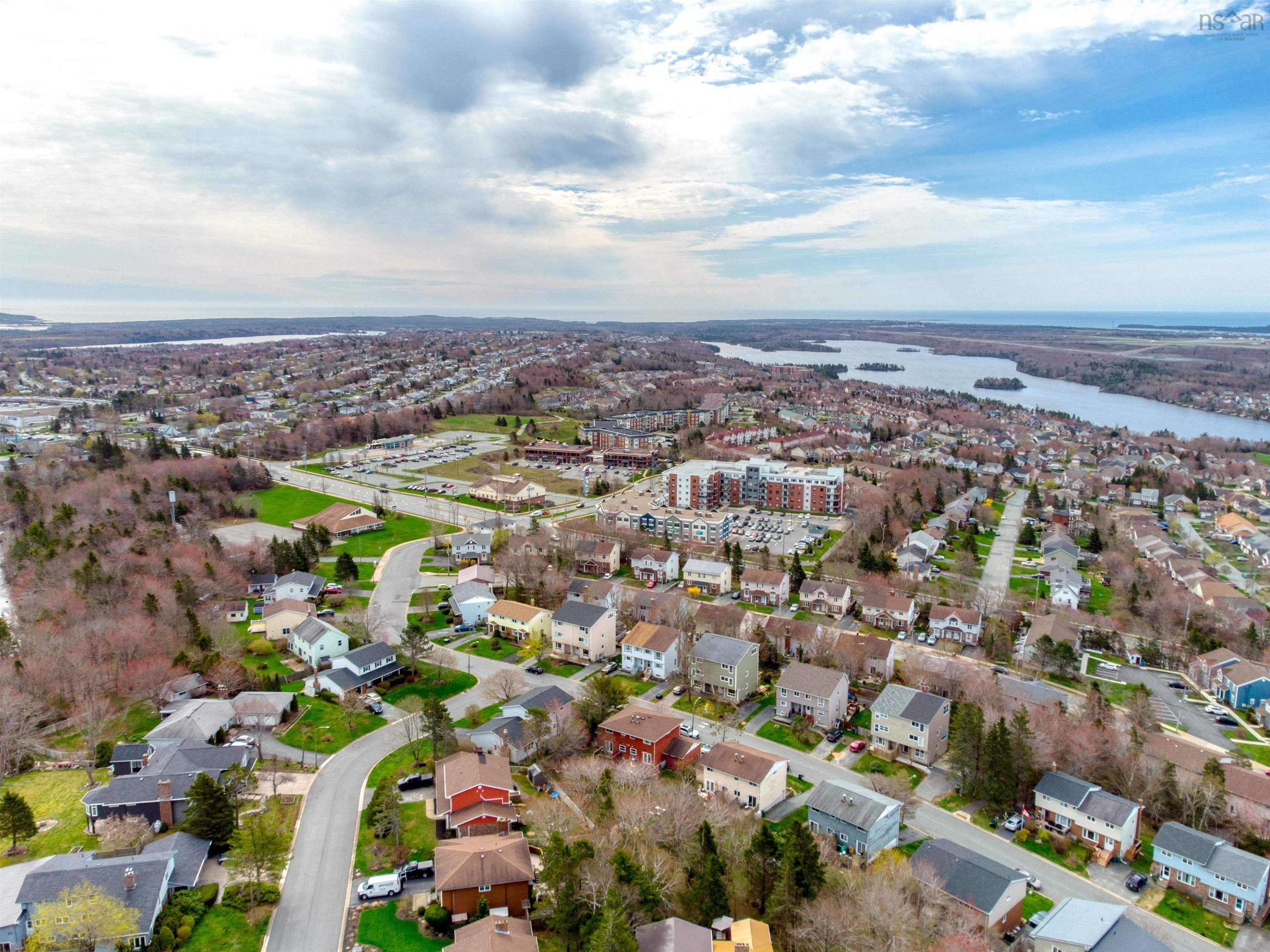 $499,900.00: 31 Regal Road, Dartmouth