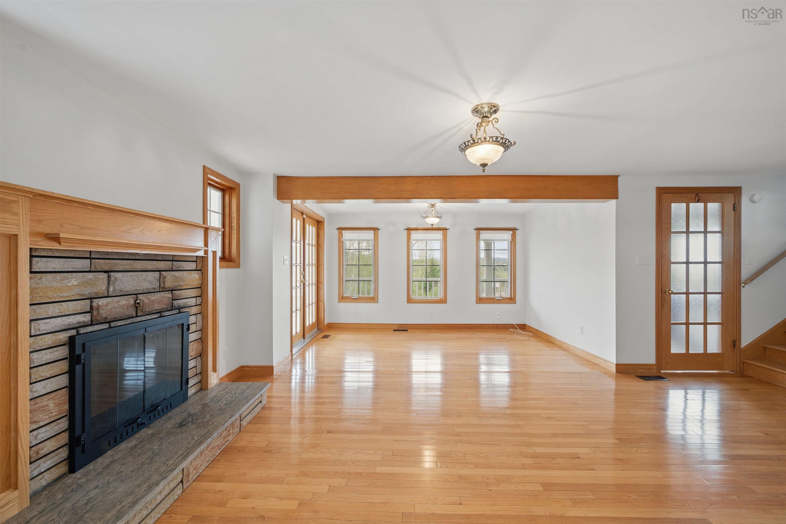 $549,900.00: 3884 Highway 14, Windsor Forks