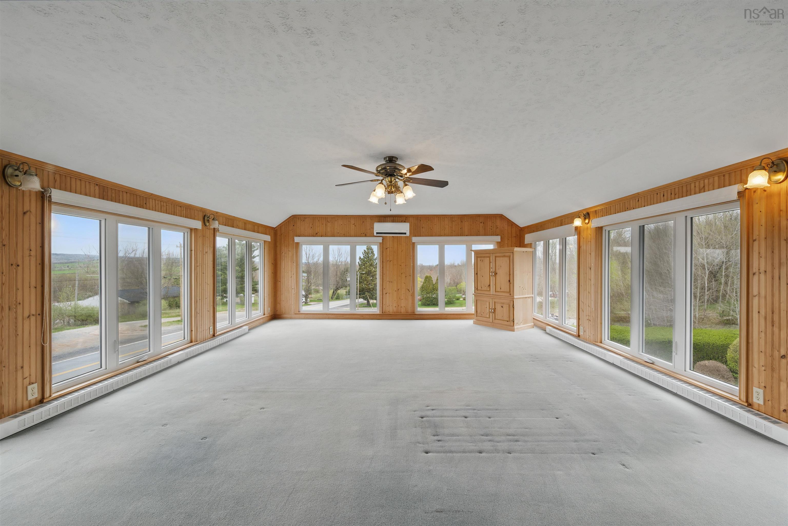 $549,900.00: 3884 Highway 14, Windsor Forks