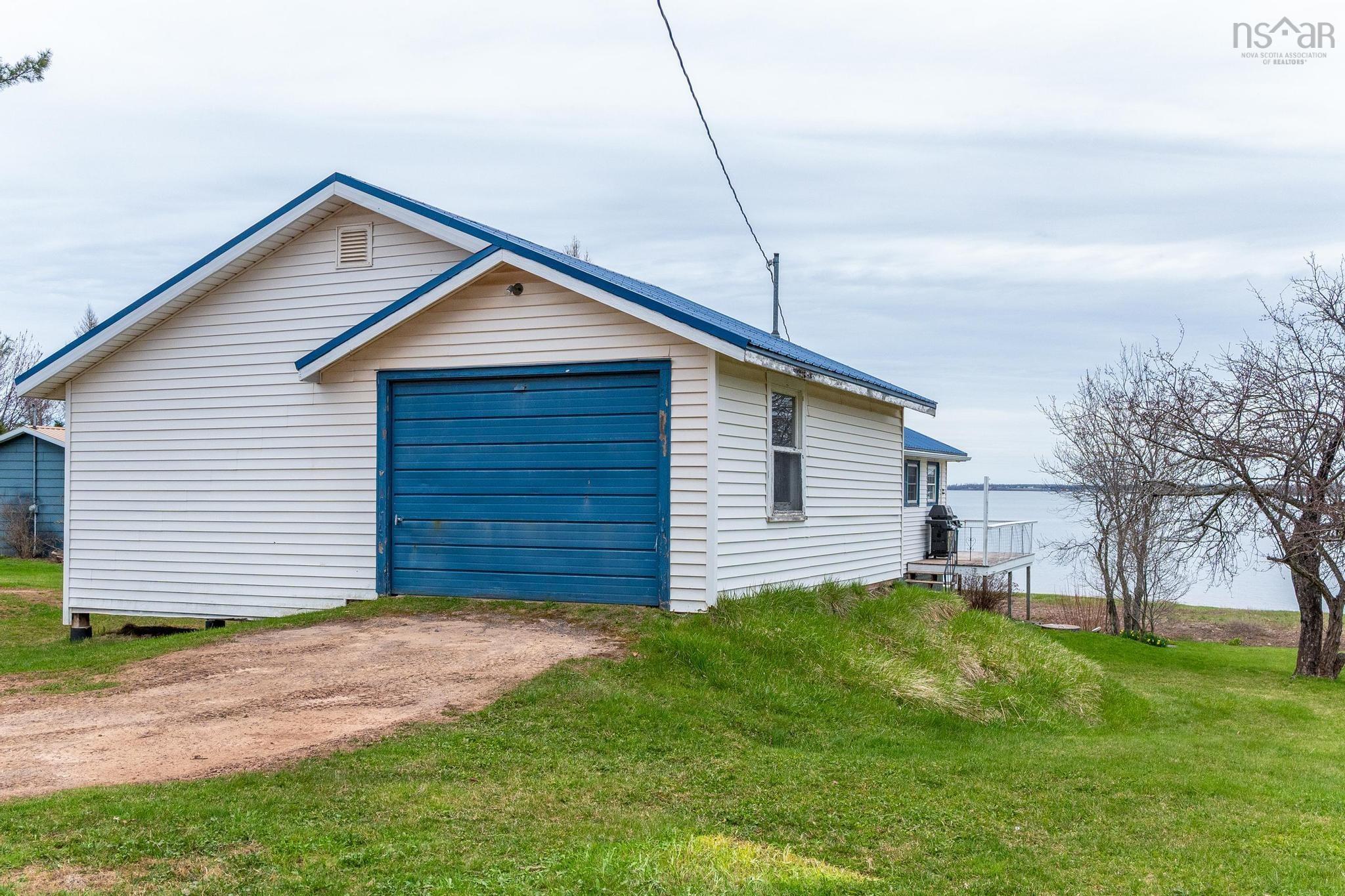 $449,900.00: 19 Barrachois Lane, Sand Point