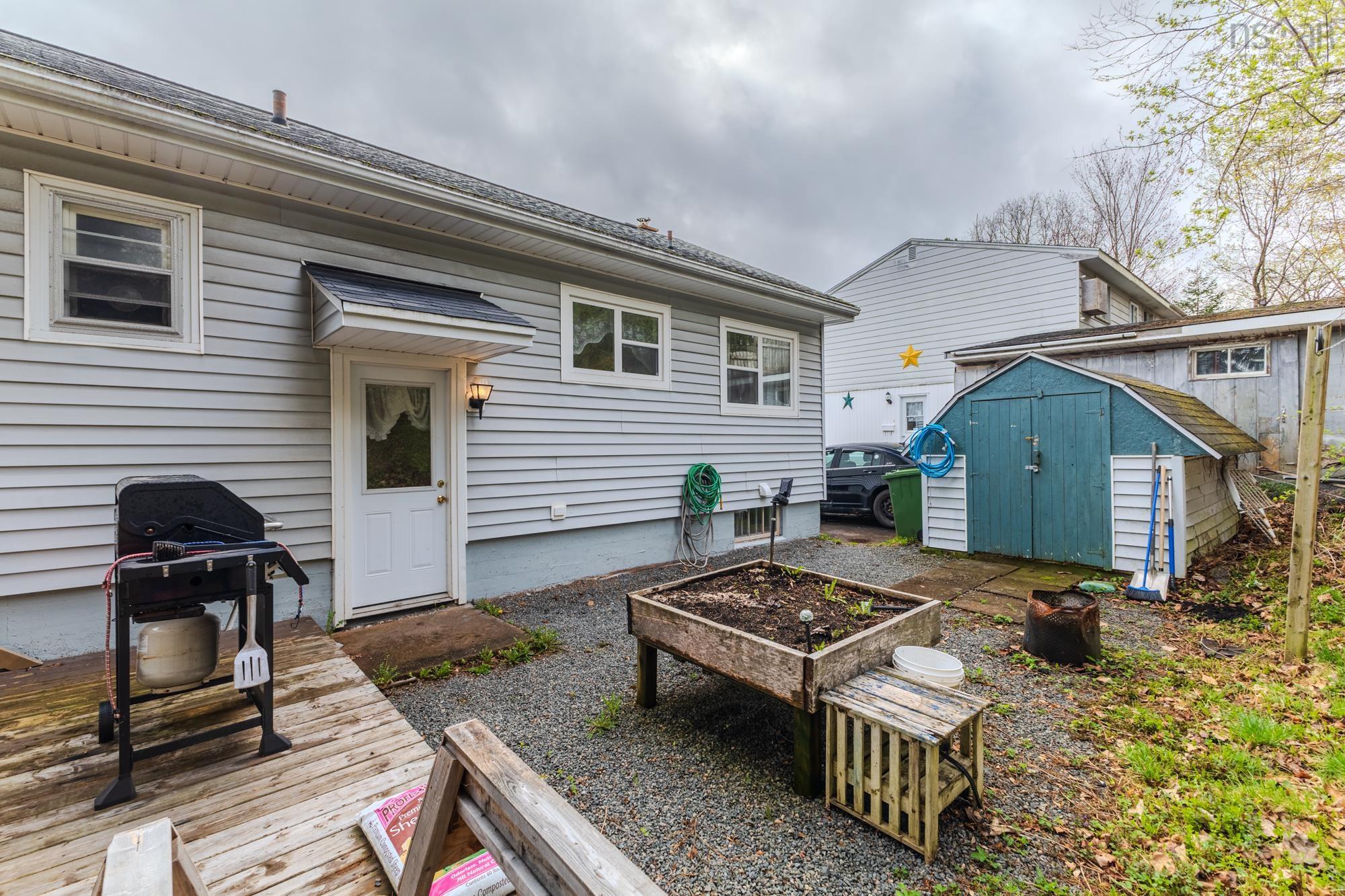 $275,000.00: 16 Martha Avenue, Truro