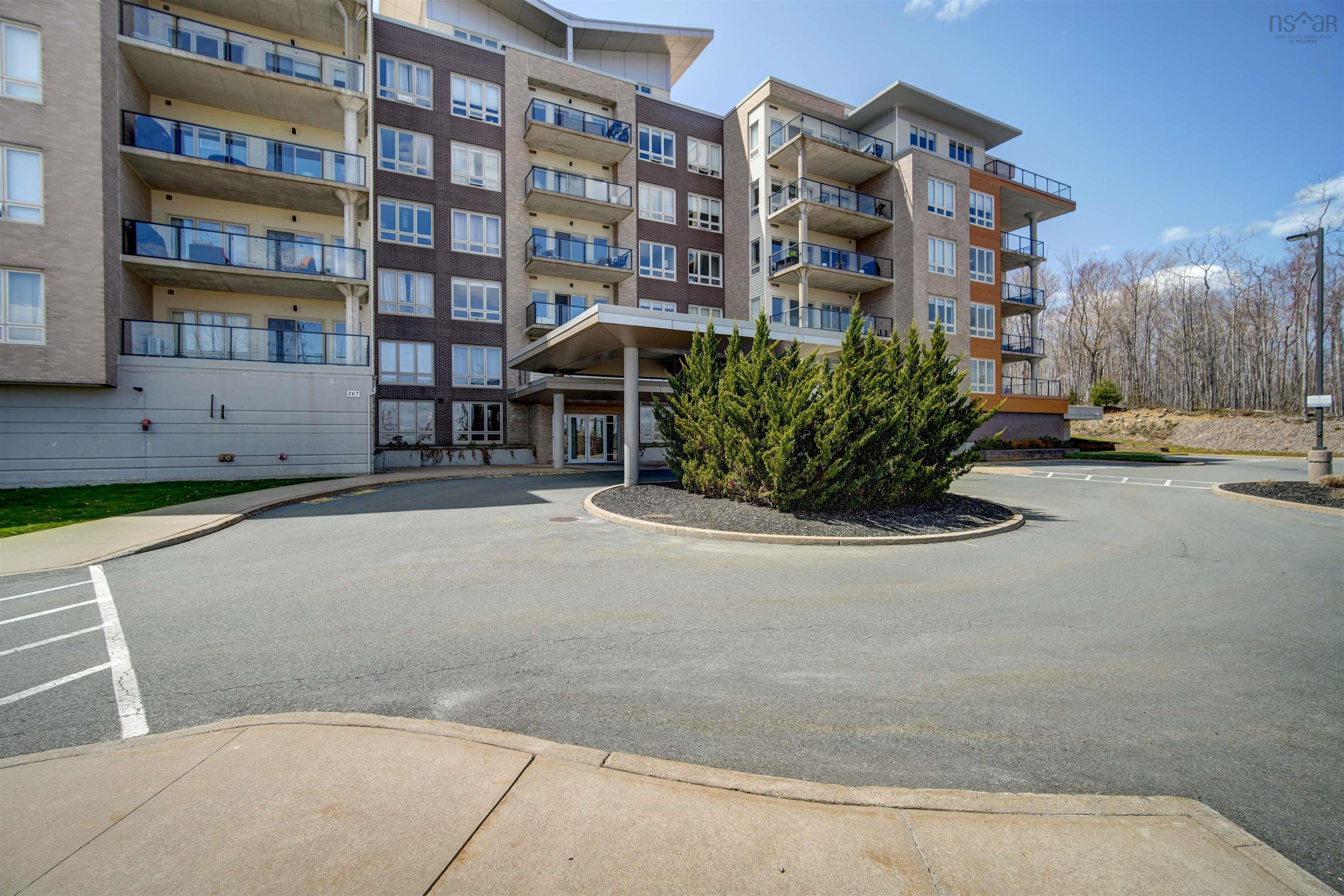 $582,900.00: 211 267 Gary Martin Drive, Bedford