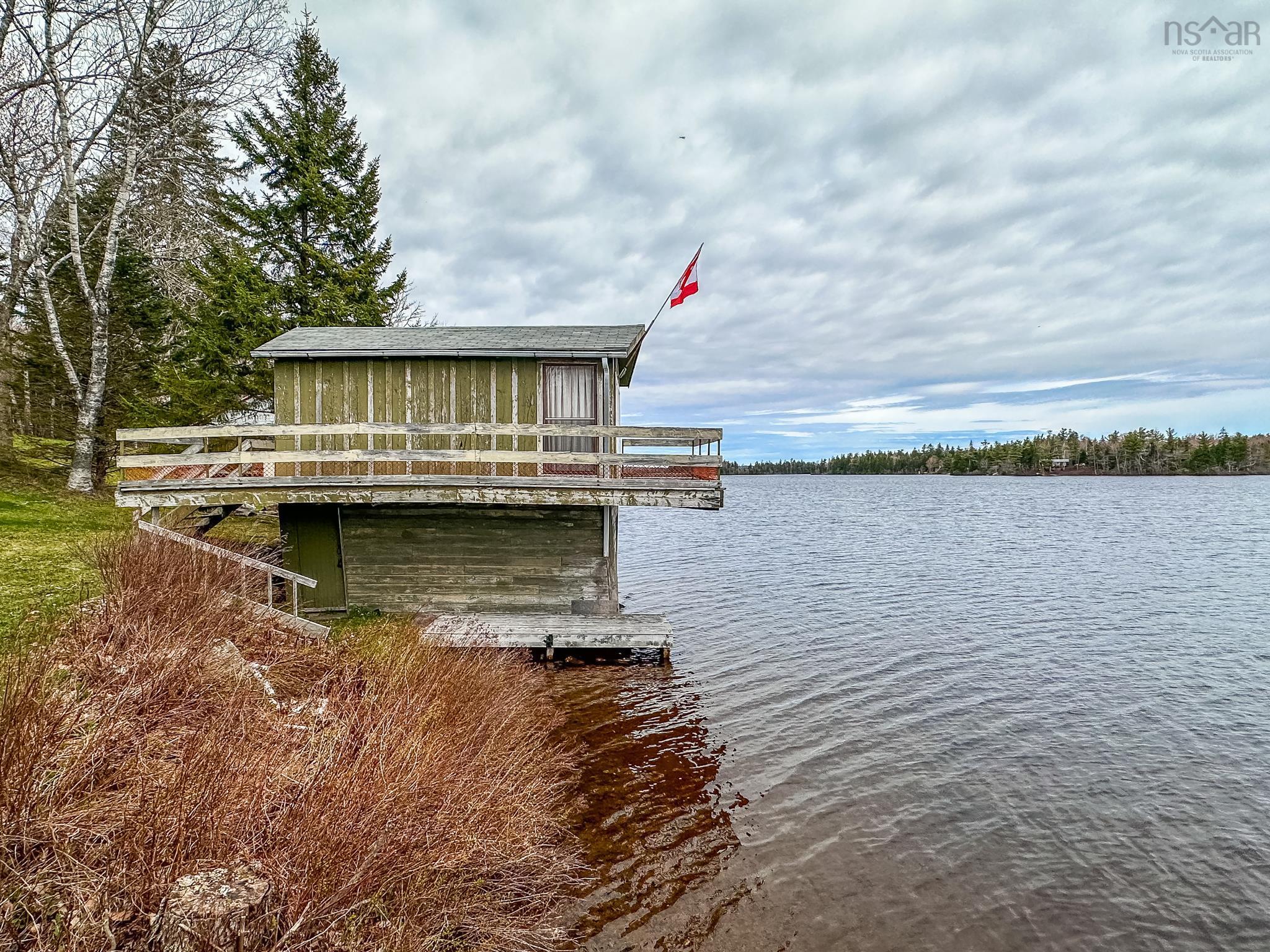 $449,500.00: 23/26 S-10 Road, Lake George