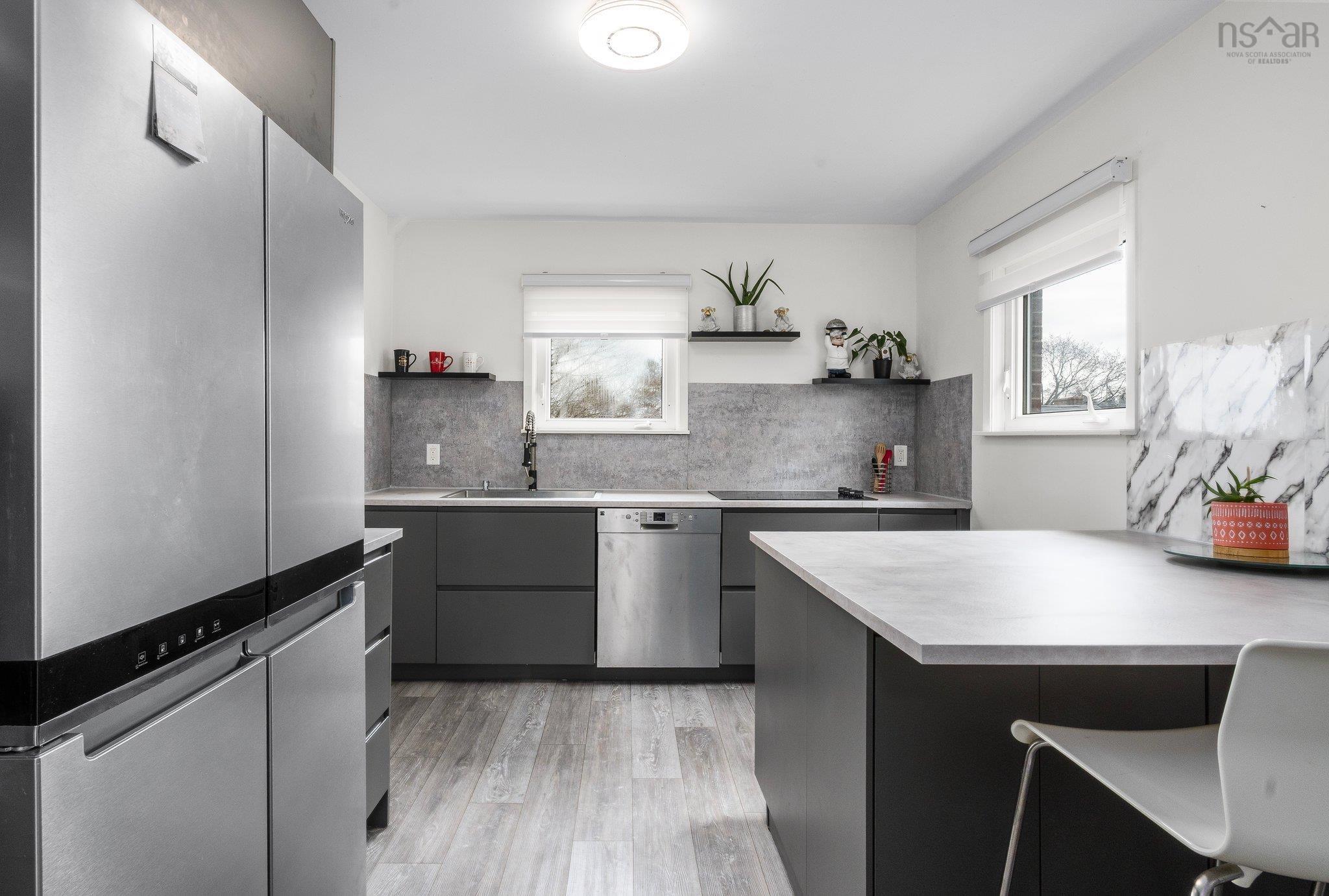 $489,000.00: 260 Main Avenue, Halifax