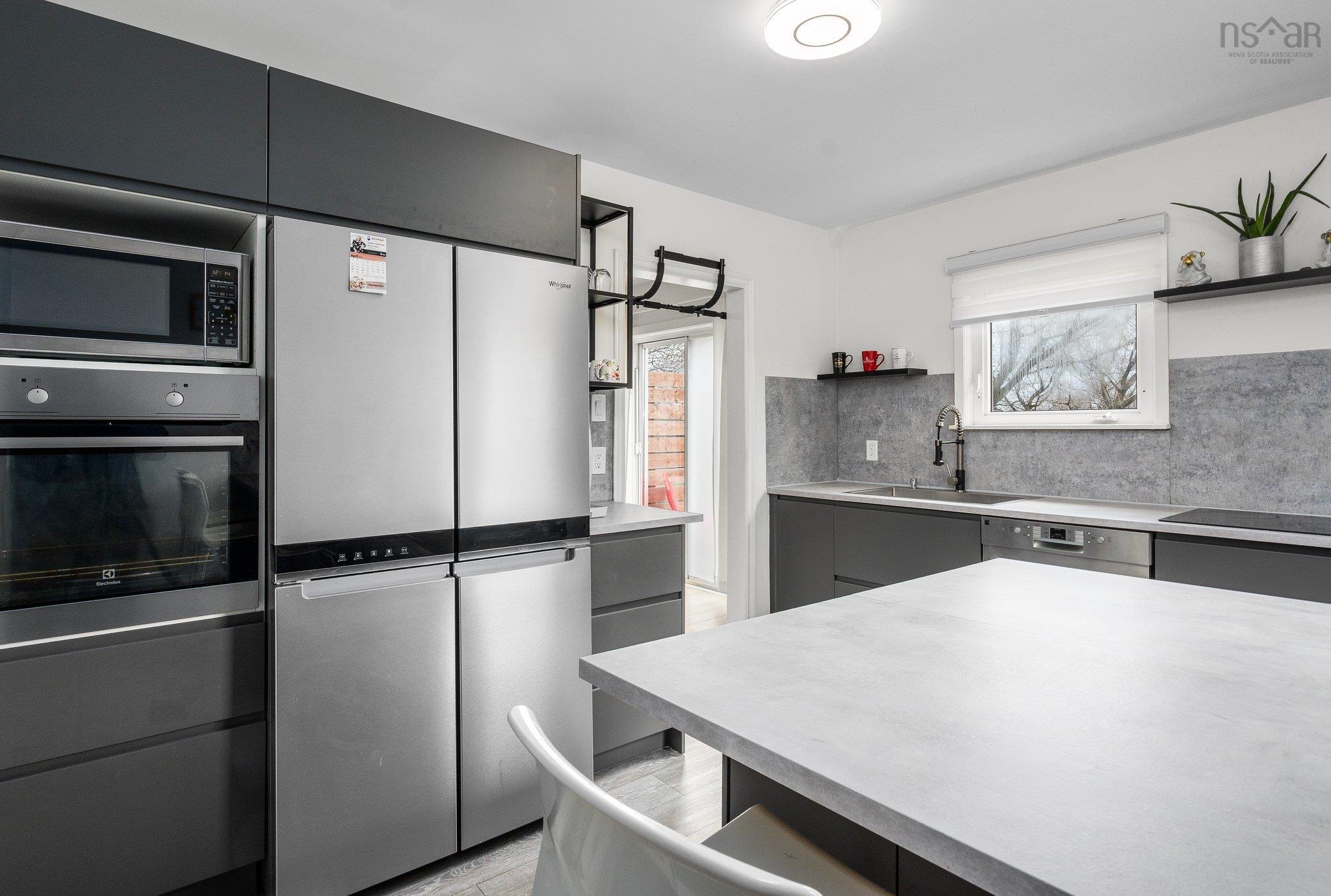 $489,000.00: 260 Main Avenue, Halifax