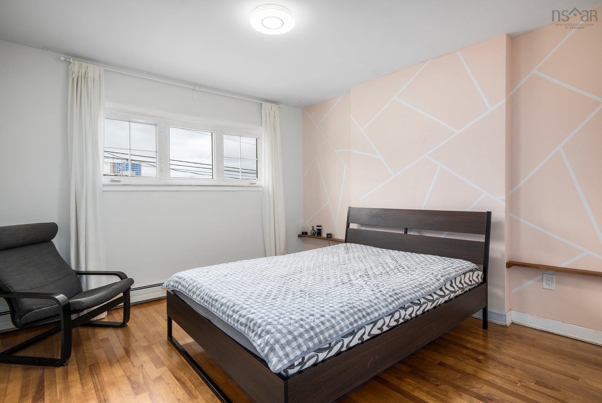 $489,000.00: 260 Main Avenue, Halifax