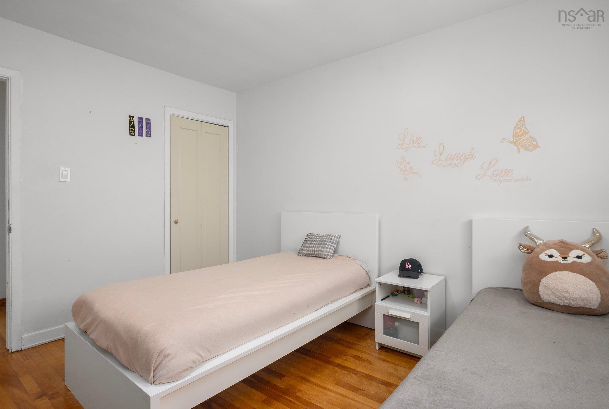 $489,000.00: 260 Main Avenue, Halifax