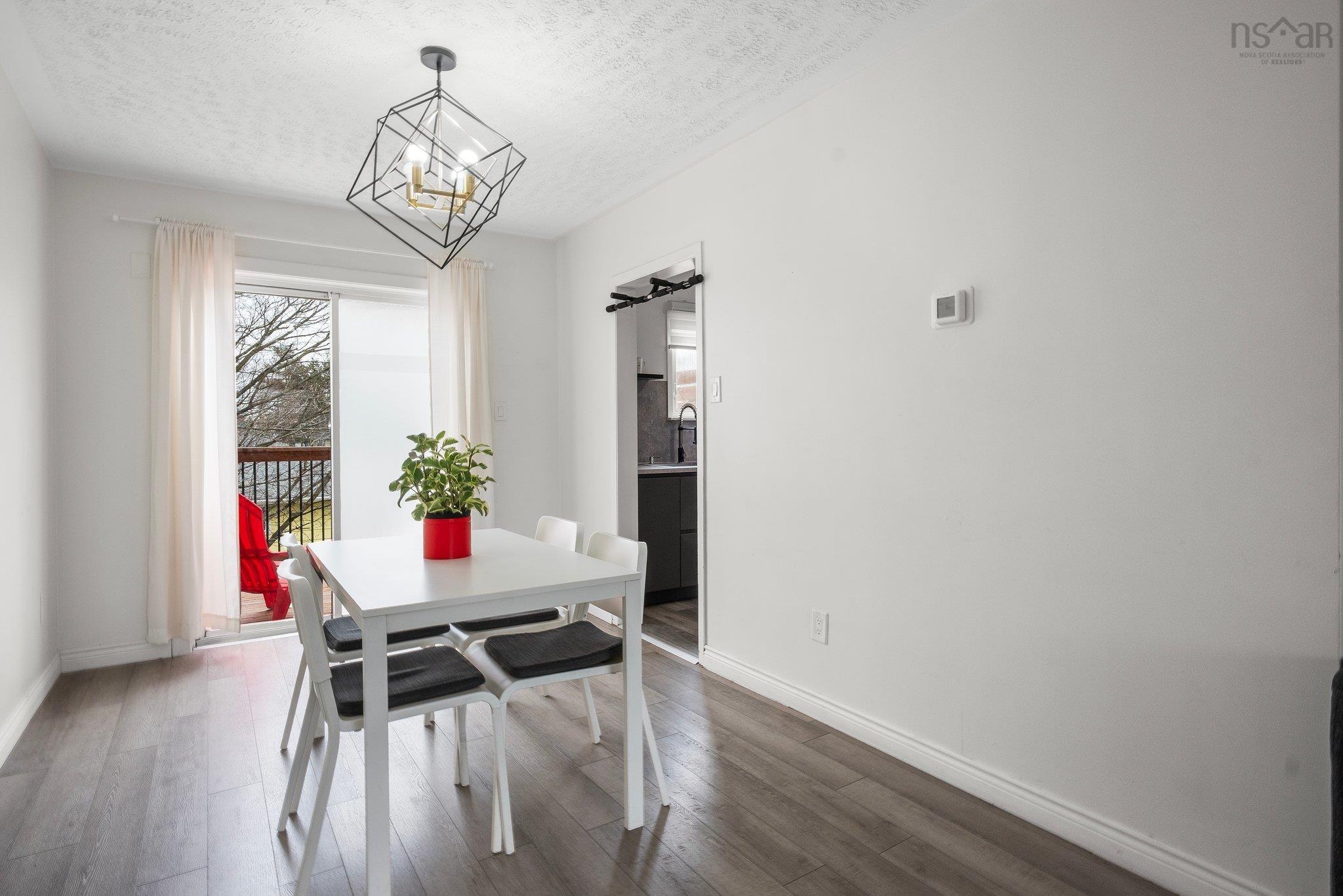 $489,000.00: 260 Main Avenue, Halifax