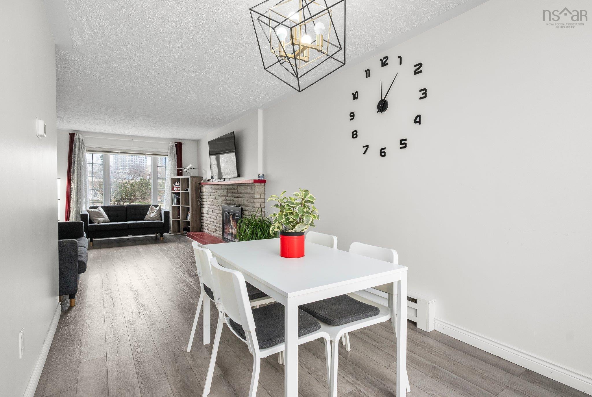 $489,000.00: 260 Main Avenue, Halifax