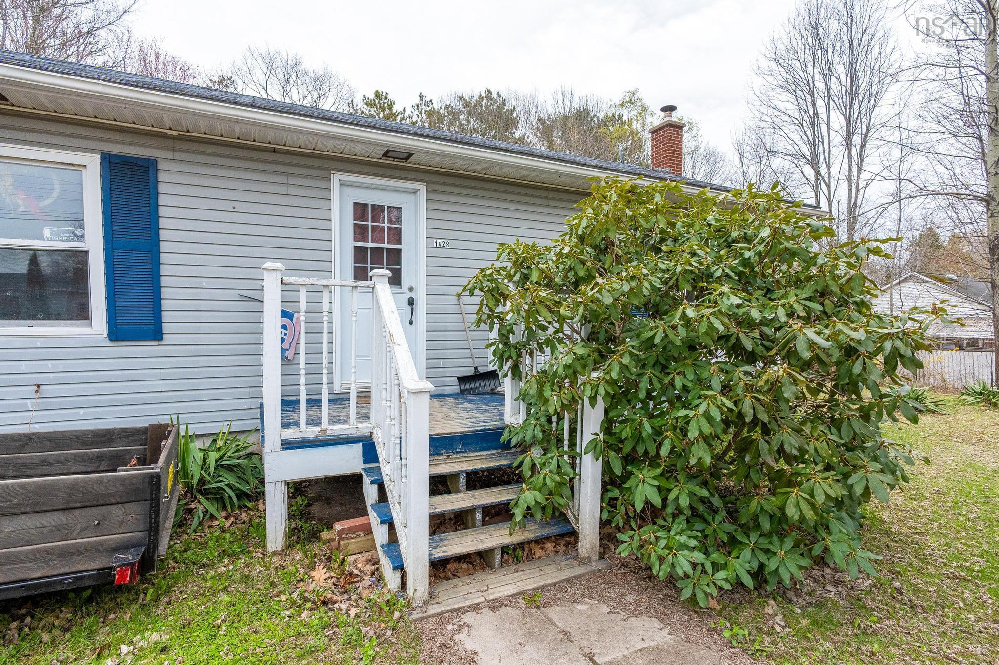 $300,000.00: 1428 Bridge Street, Kingston