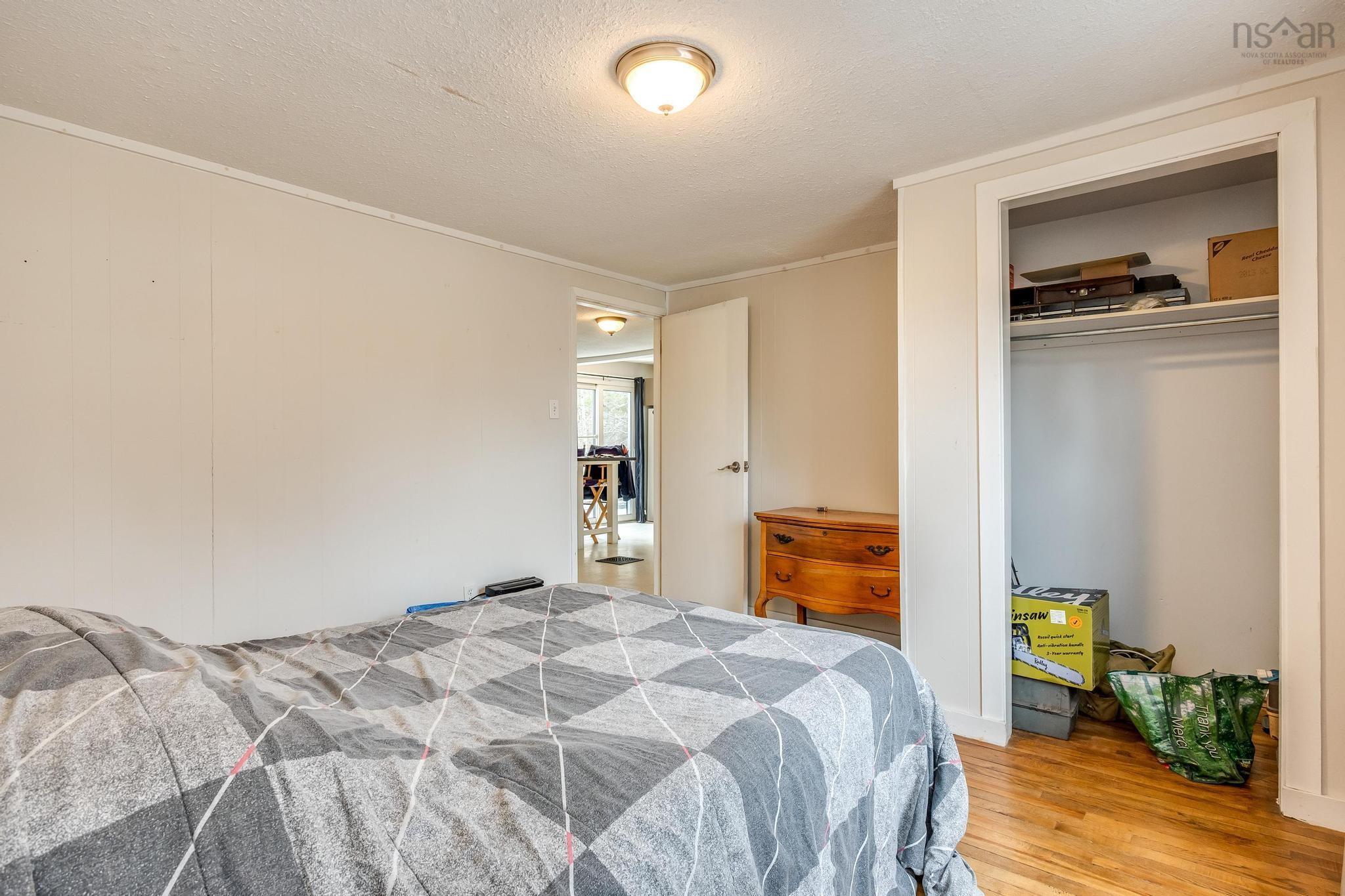 $300,000.00: 1428 Bridge Street, Kingston