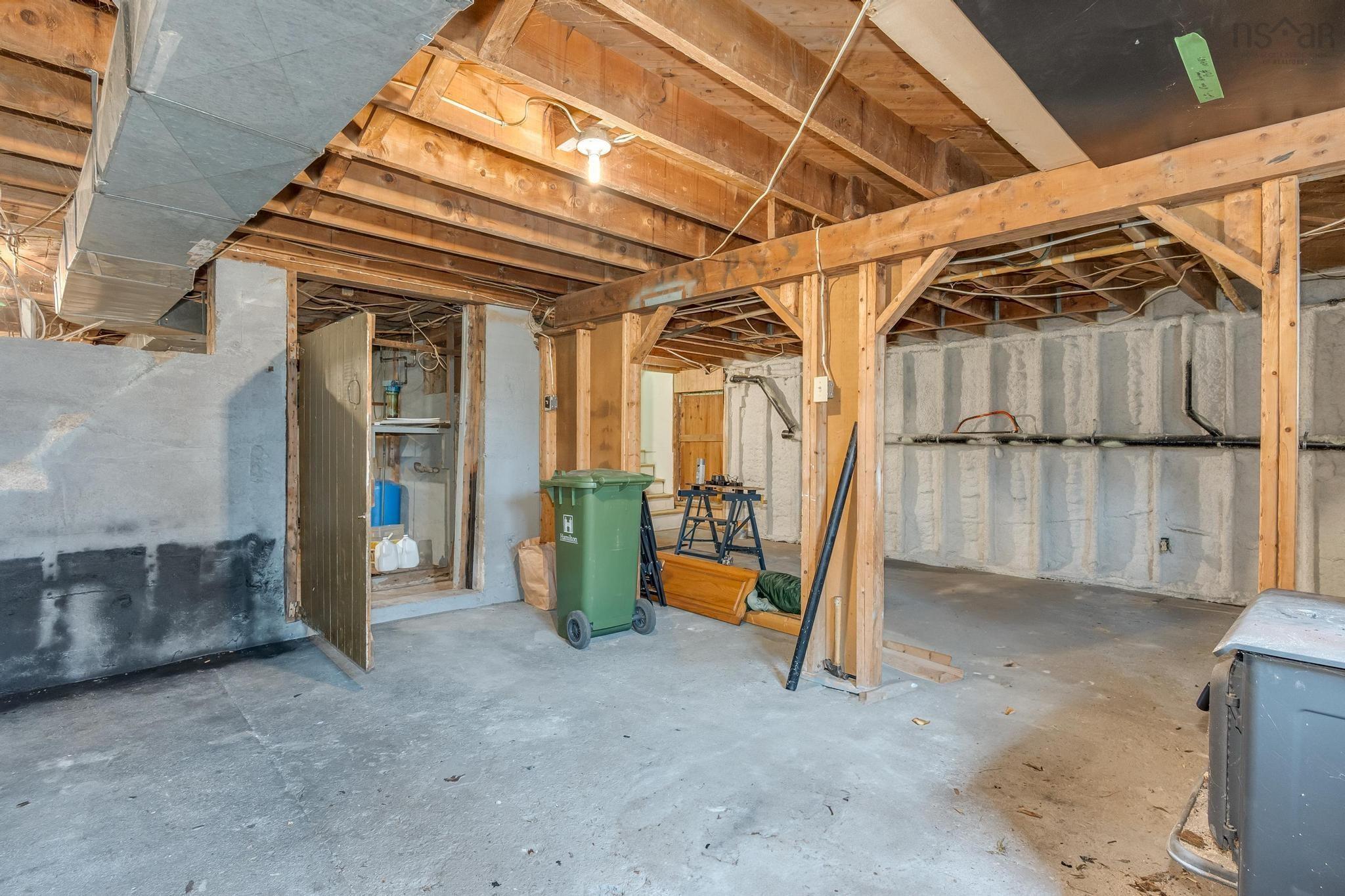 $300,000.00: 1428 Bridge Street, Kingston